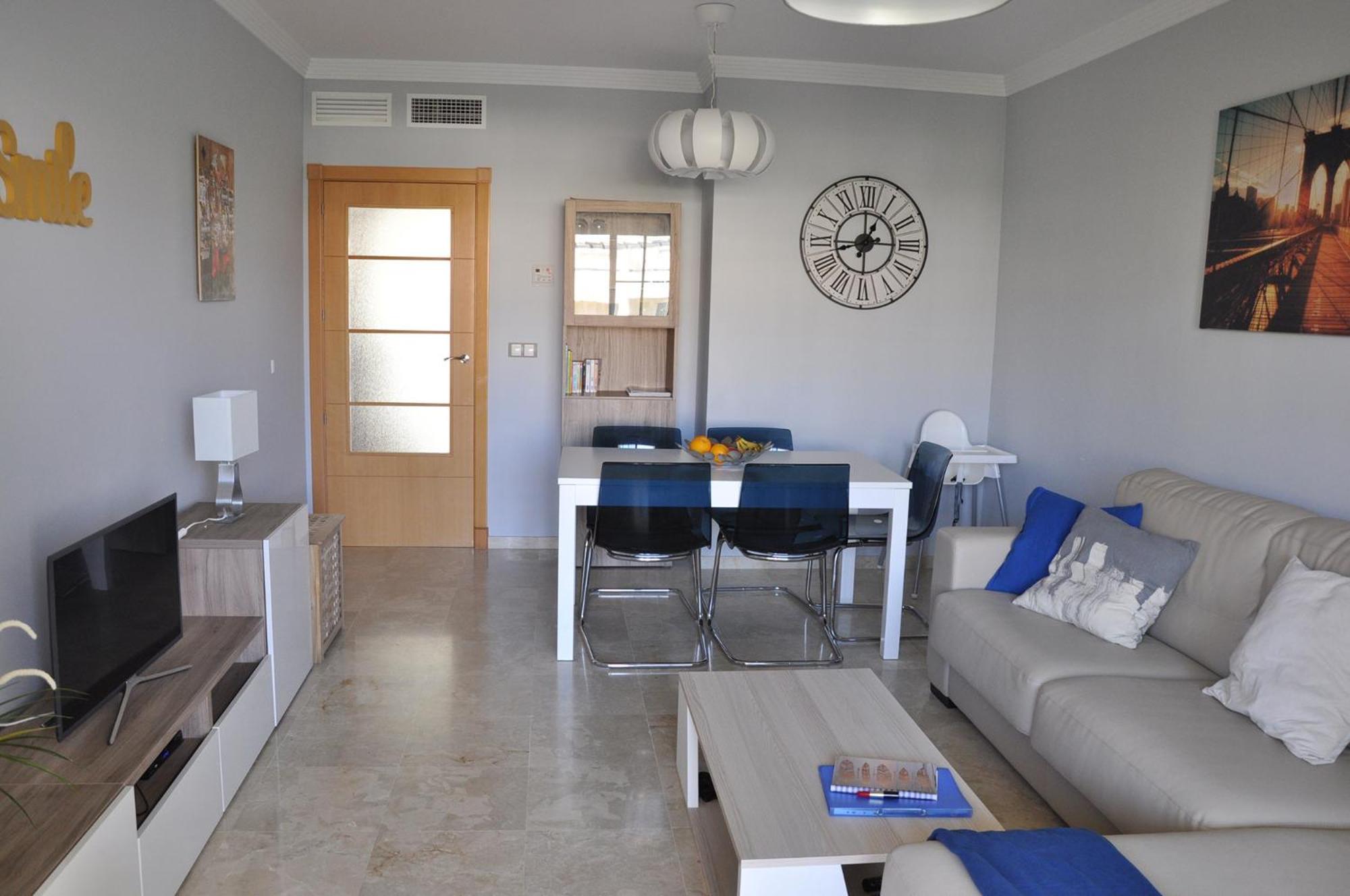 2201-Lovely 2 bedrooms with terrace and pool view 2