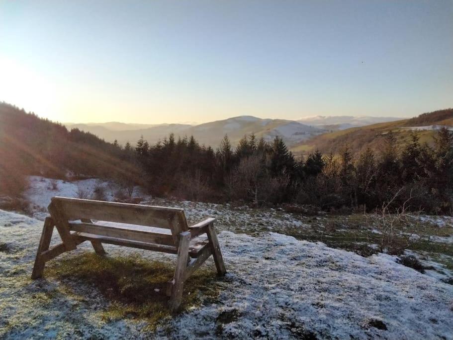 Cynynion Uchaf Farmhouse - 18th Century, Welsh Borders, Breathtaking Views