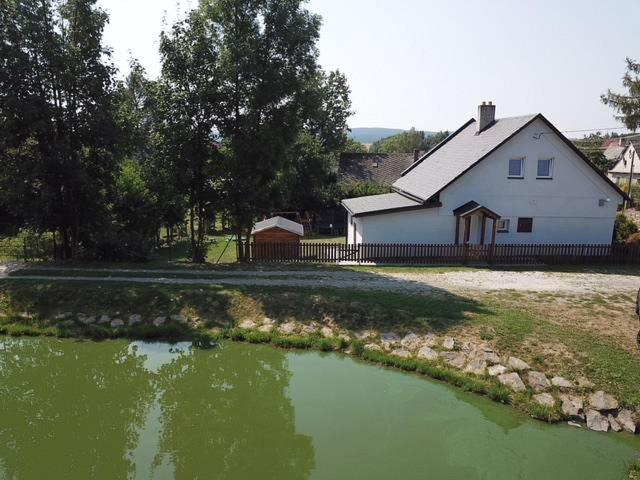 Chalupa ve Sněžném
