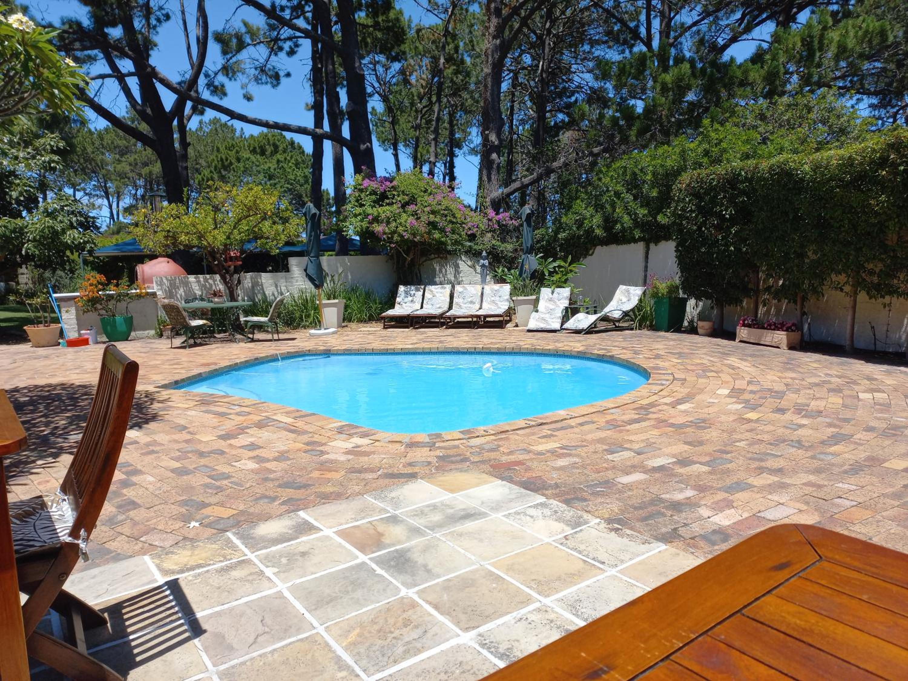 Wine Route 44 Guesthouse