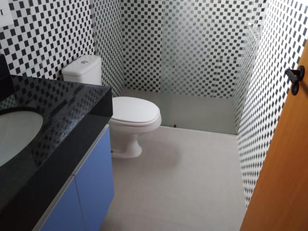 Apartamento Duplex pé na areia em Boracéia