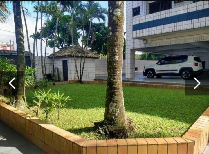 Apartamento Duplex pé na areia em Boracéia