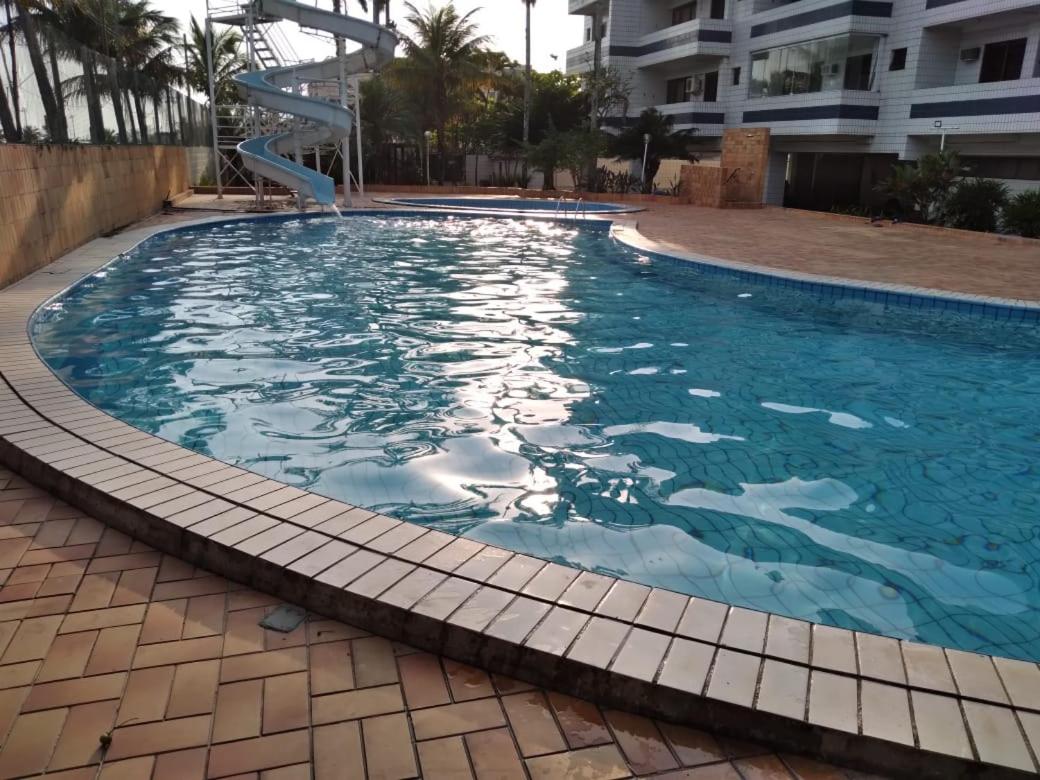 Apartamento Duplex pé na areia em Boracéia