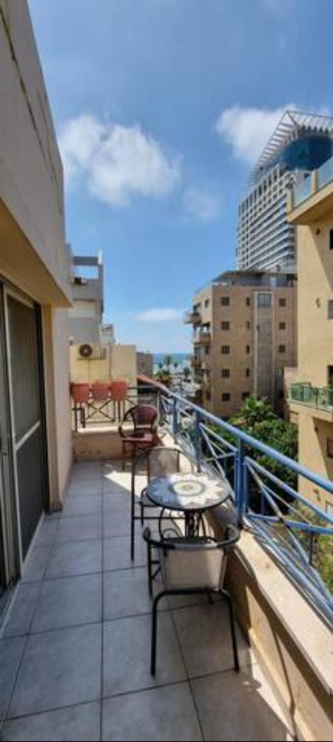 3 bedrooms with sea view balconey