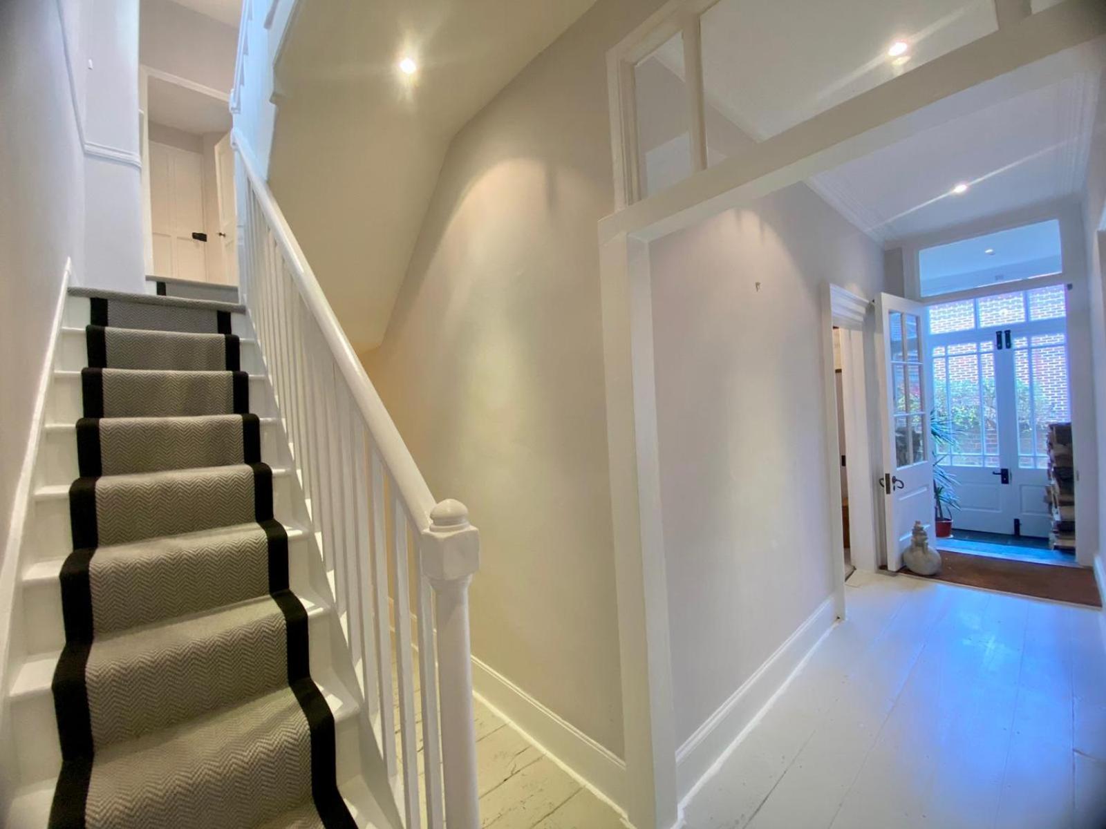 Marlborough Vacations - Alma House - Property Image 40