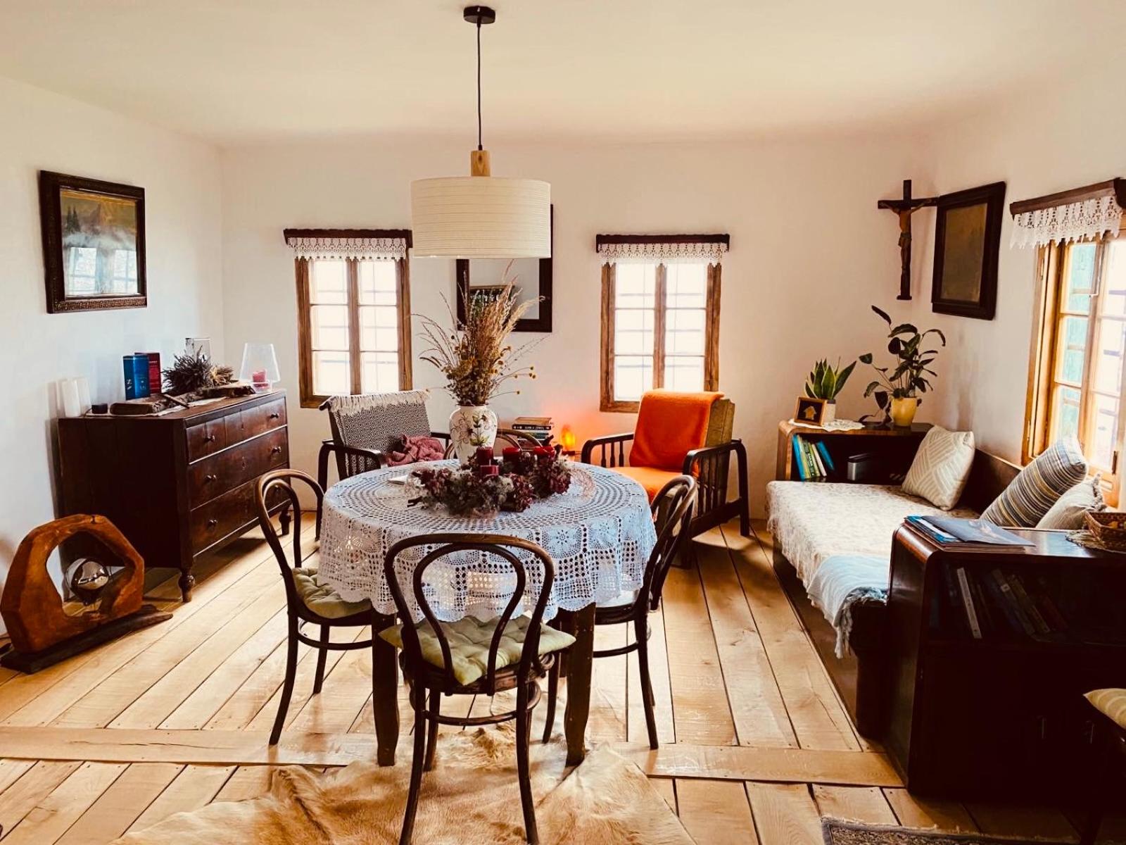 Estate Ana