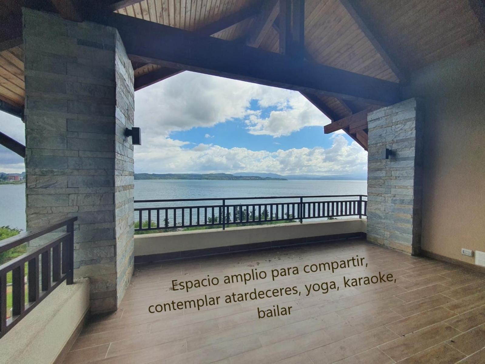 Penthouse en primera línea del Lago Villarica