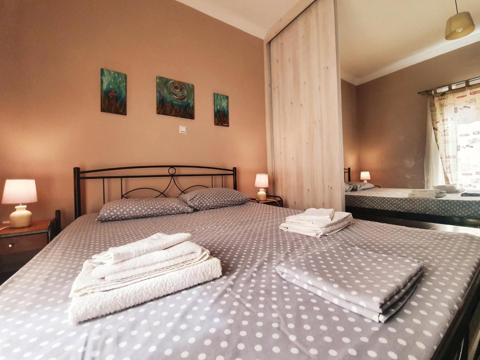 Ilias' cosy and relaxing apartment photo 2