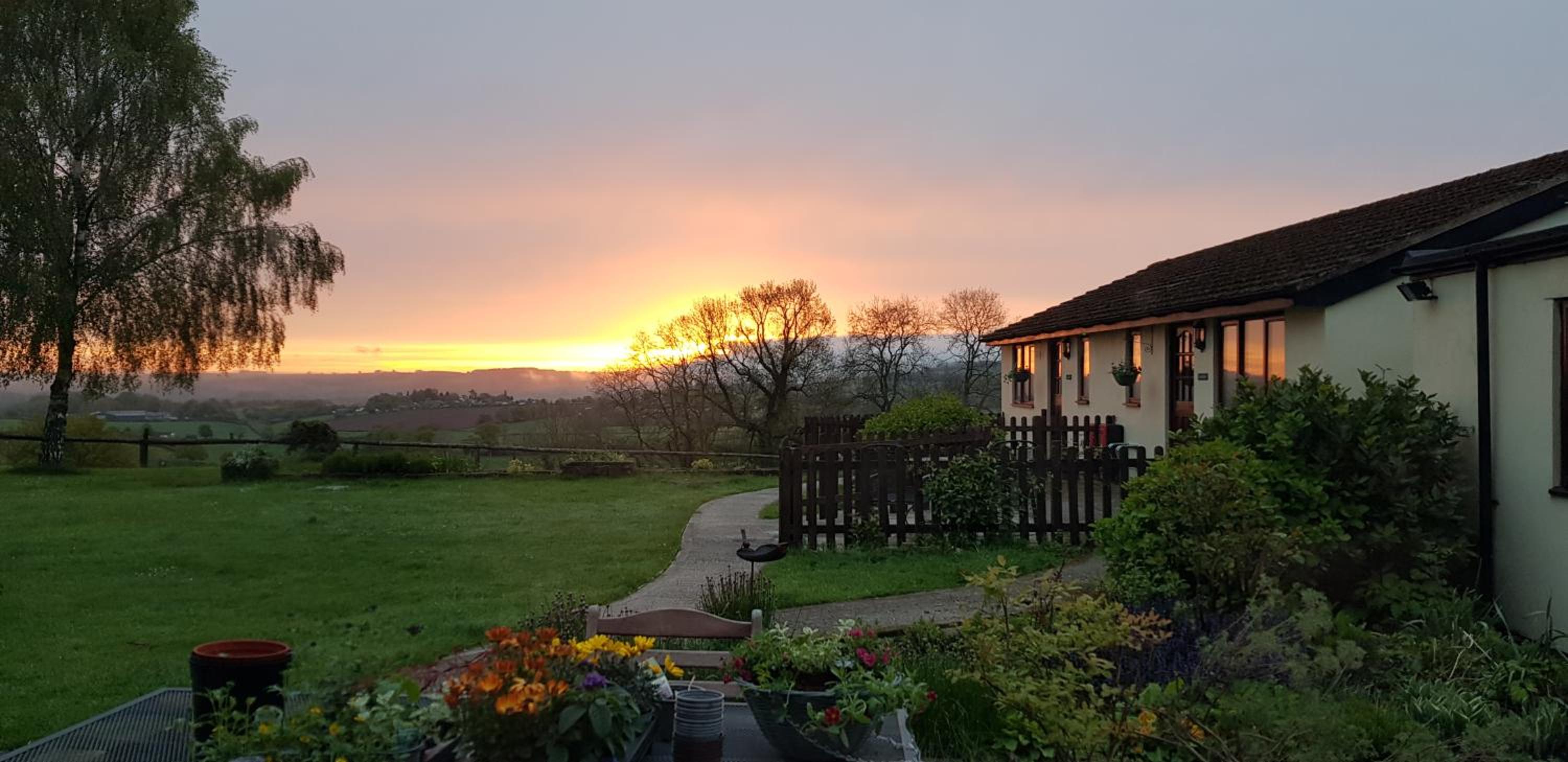 The Rock self-catering holiday cottage and garden lodges view 5