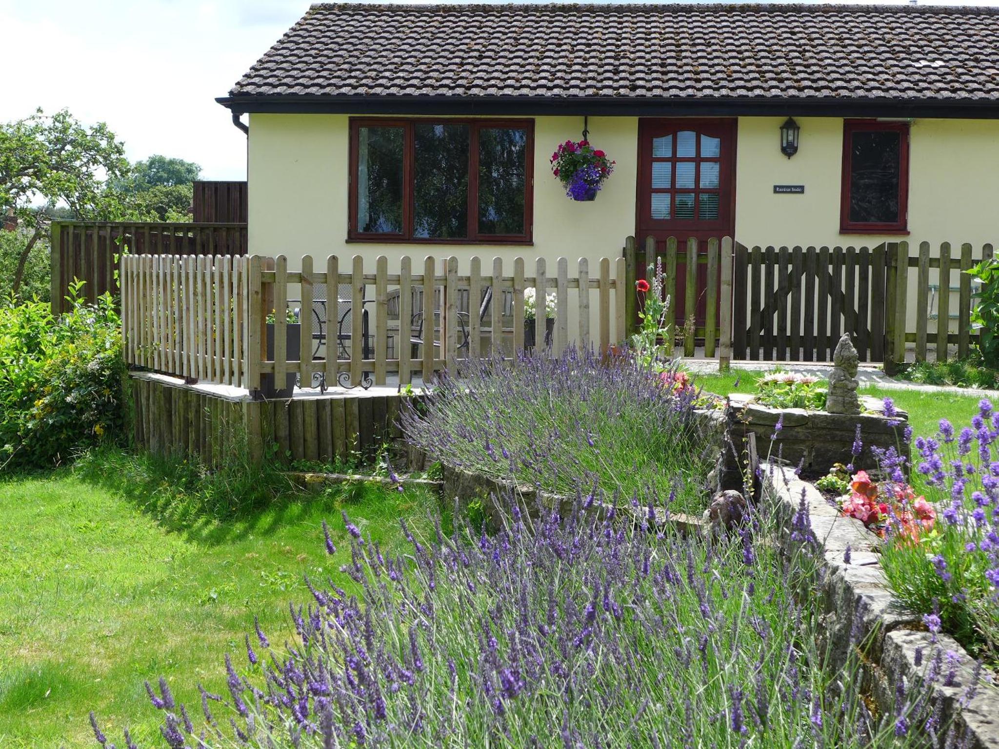 The Rock self-catering holiday cottage and garden lodges view 4