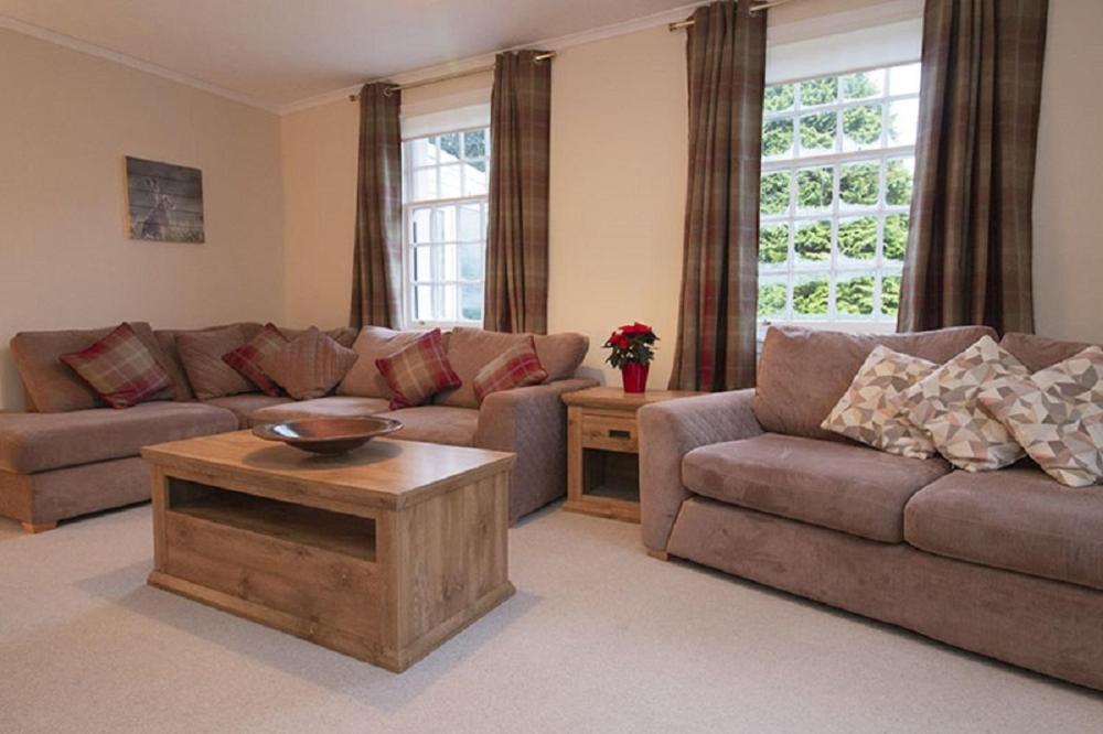 Craigievern Holiday Cottage view 5
