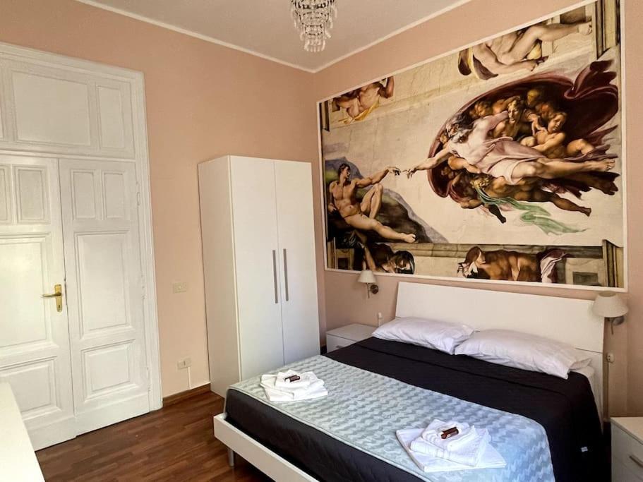 [Heart of Rome]-Napoleone Apartment-10 to Colosseo