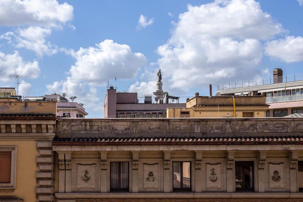[Heart of Rome]-Napoleone Apartment-10 to Colosseo