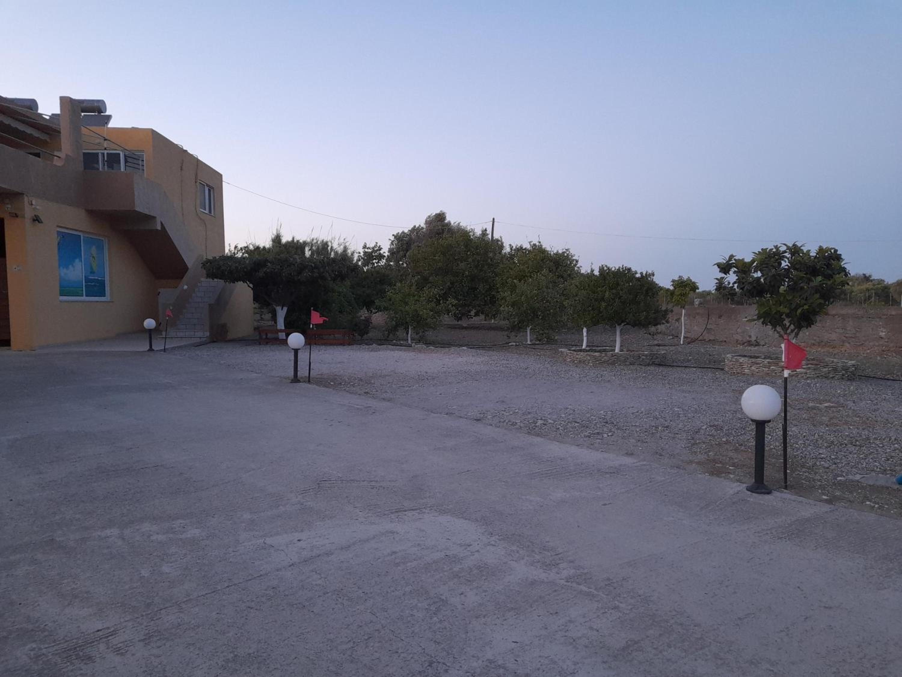 Photo 9
