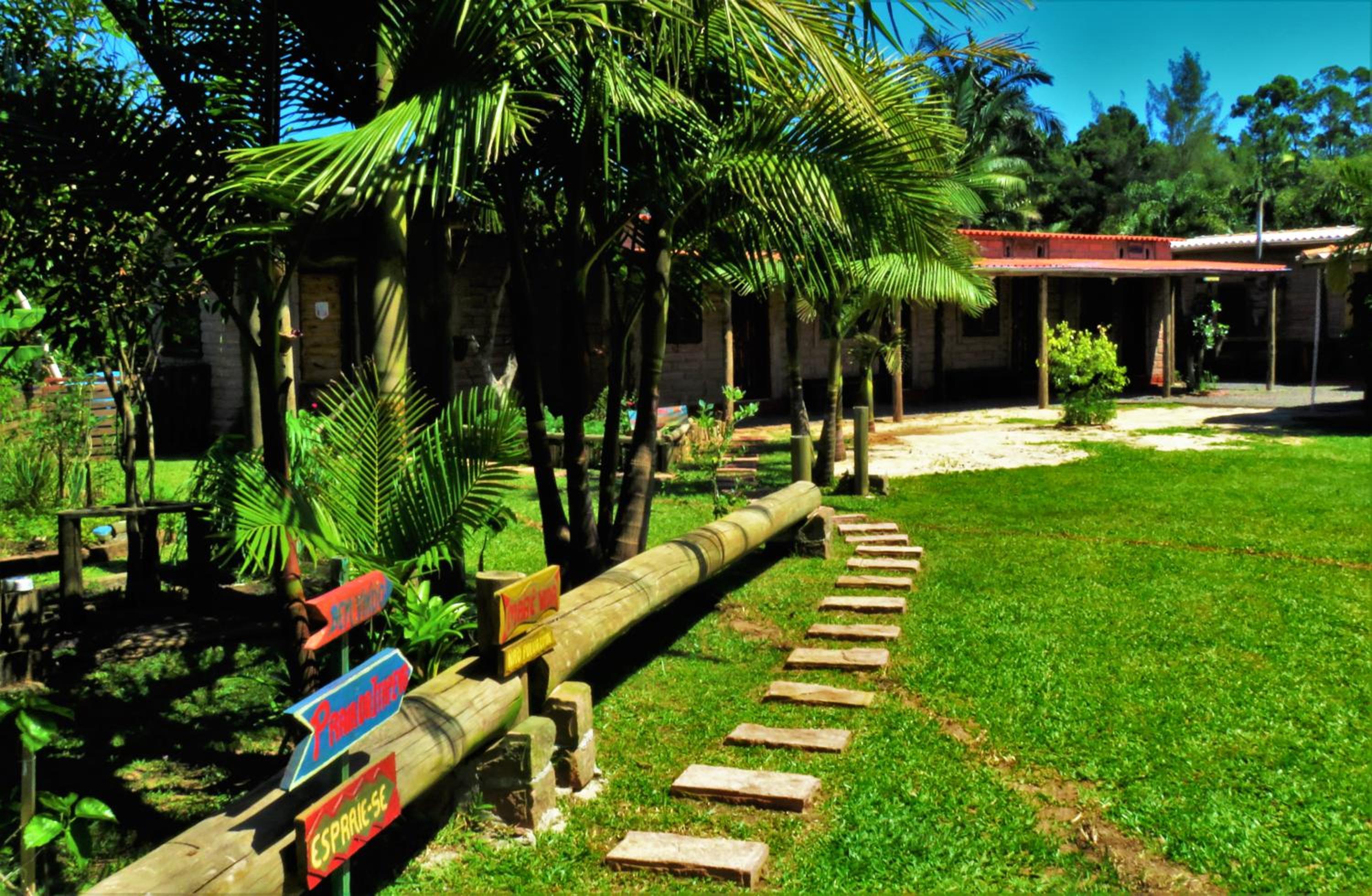 Hostel CASA DA PEDRA CHATA