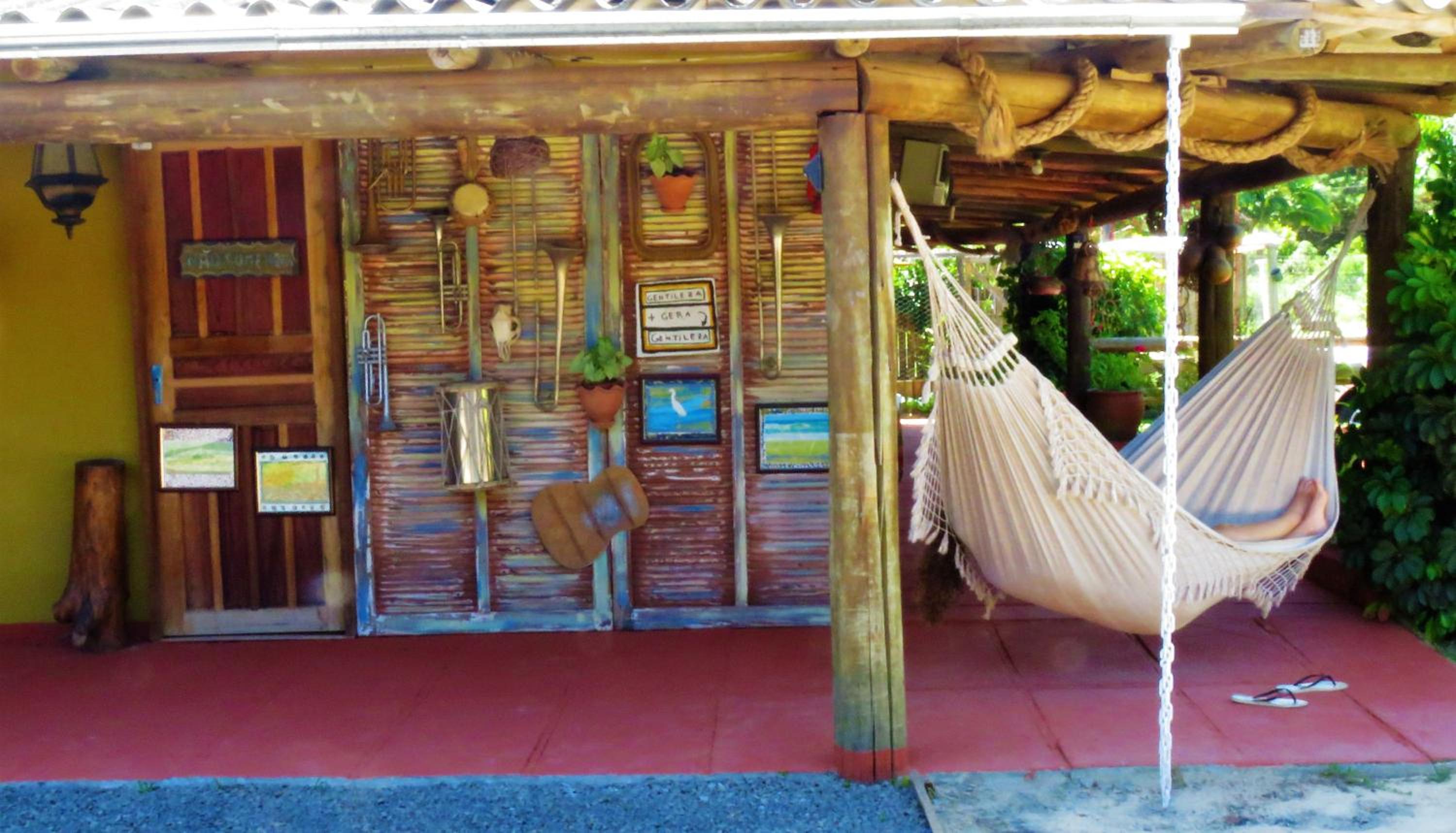 Hostel CASA DA PEDRA CHATA