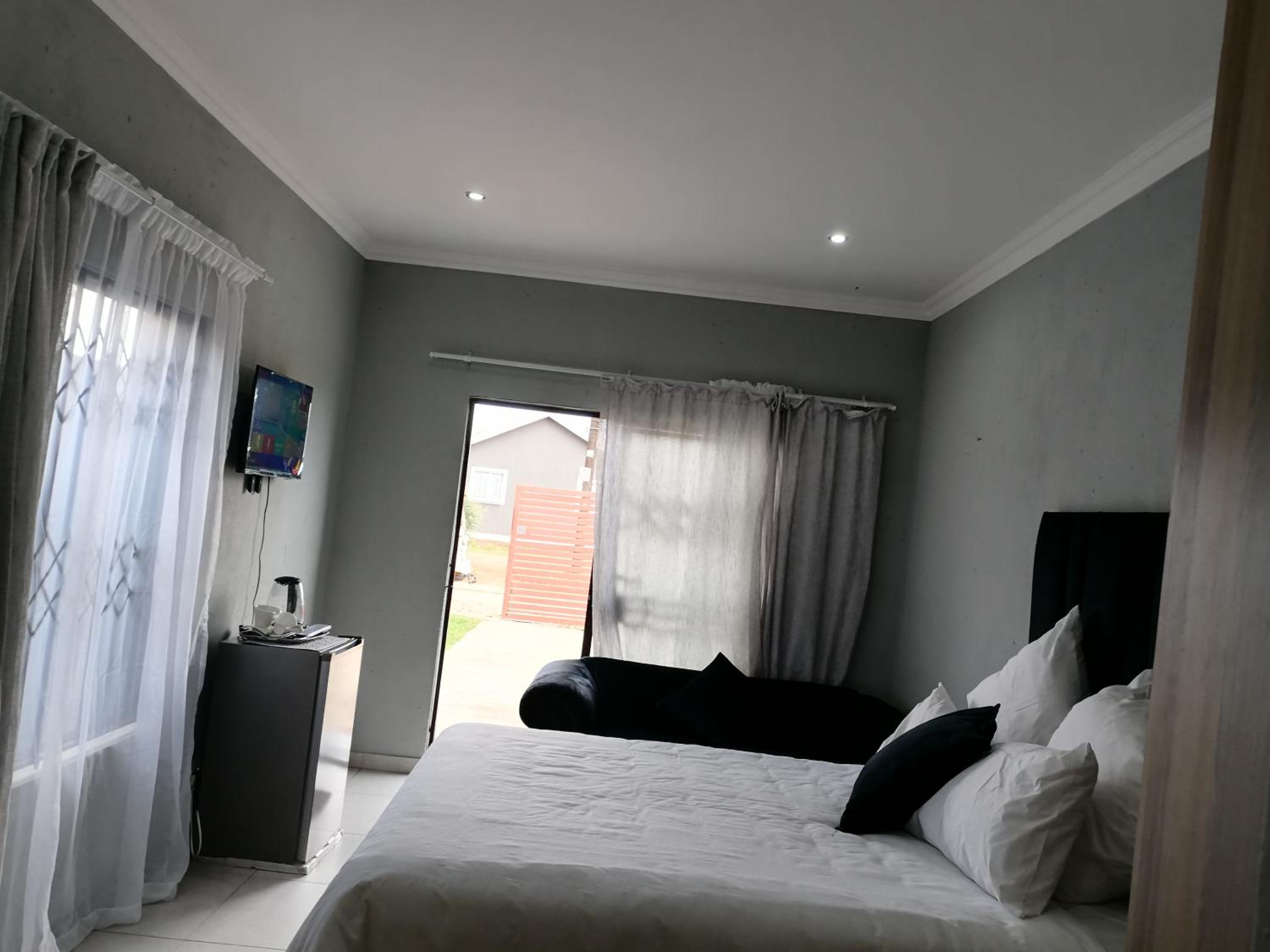 Serenity Guest House