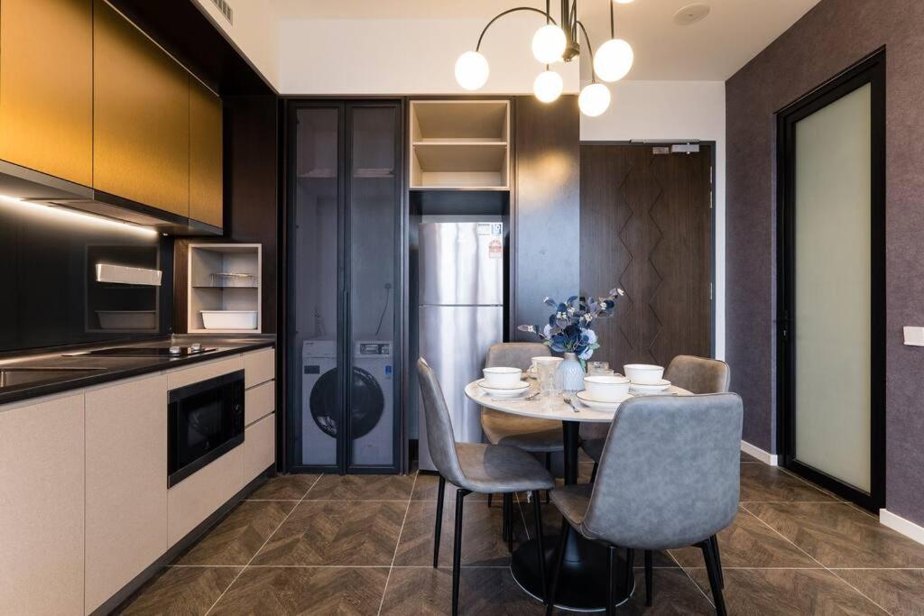 KLCC ModernMusicalSuite AT ScarletzSuites