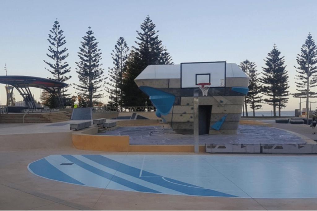 The Scarborough Beach House - Walk to the beach!