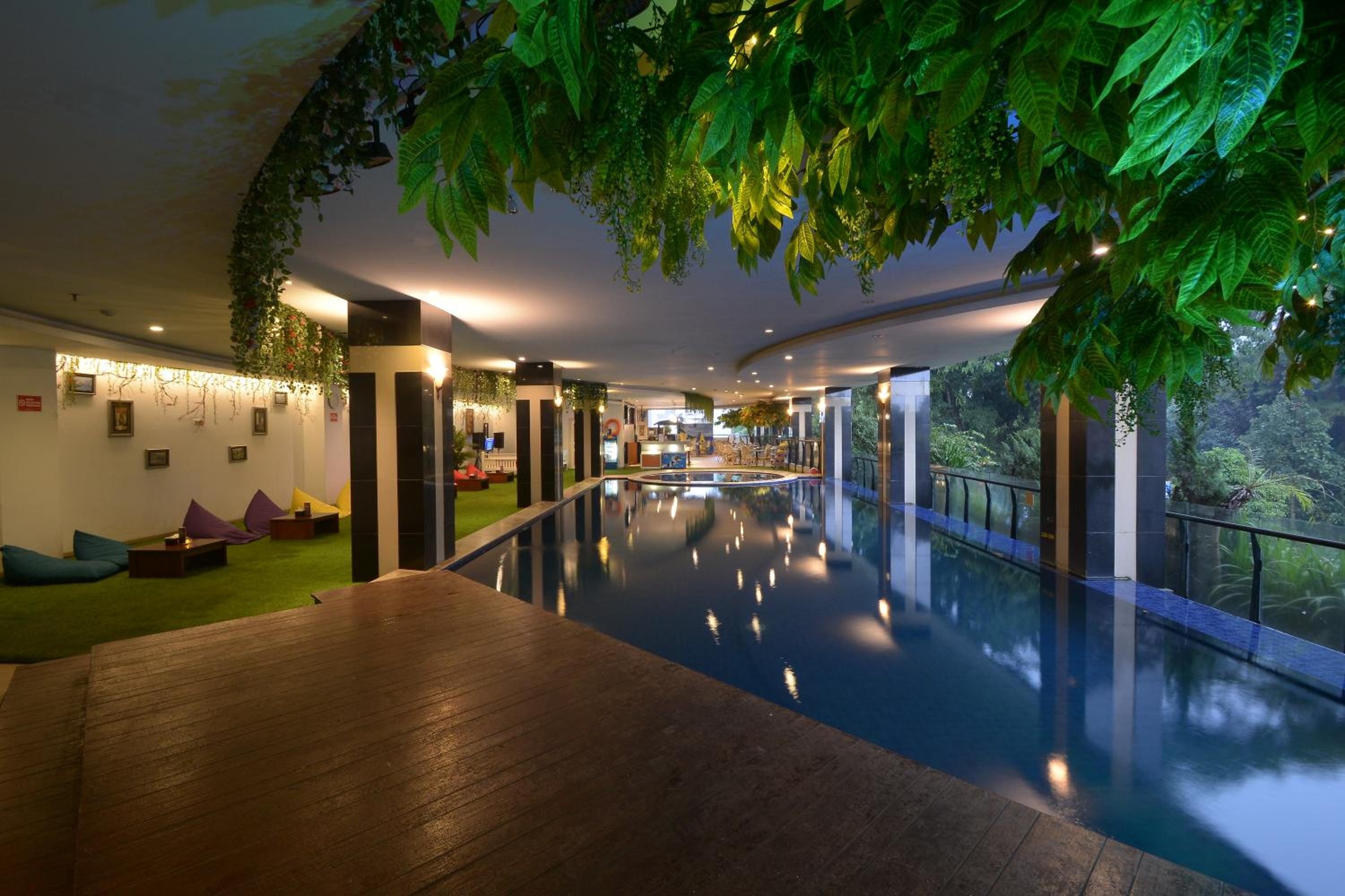 Grand Savero Hotel Bogor — 13