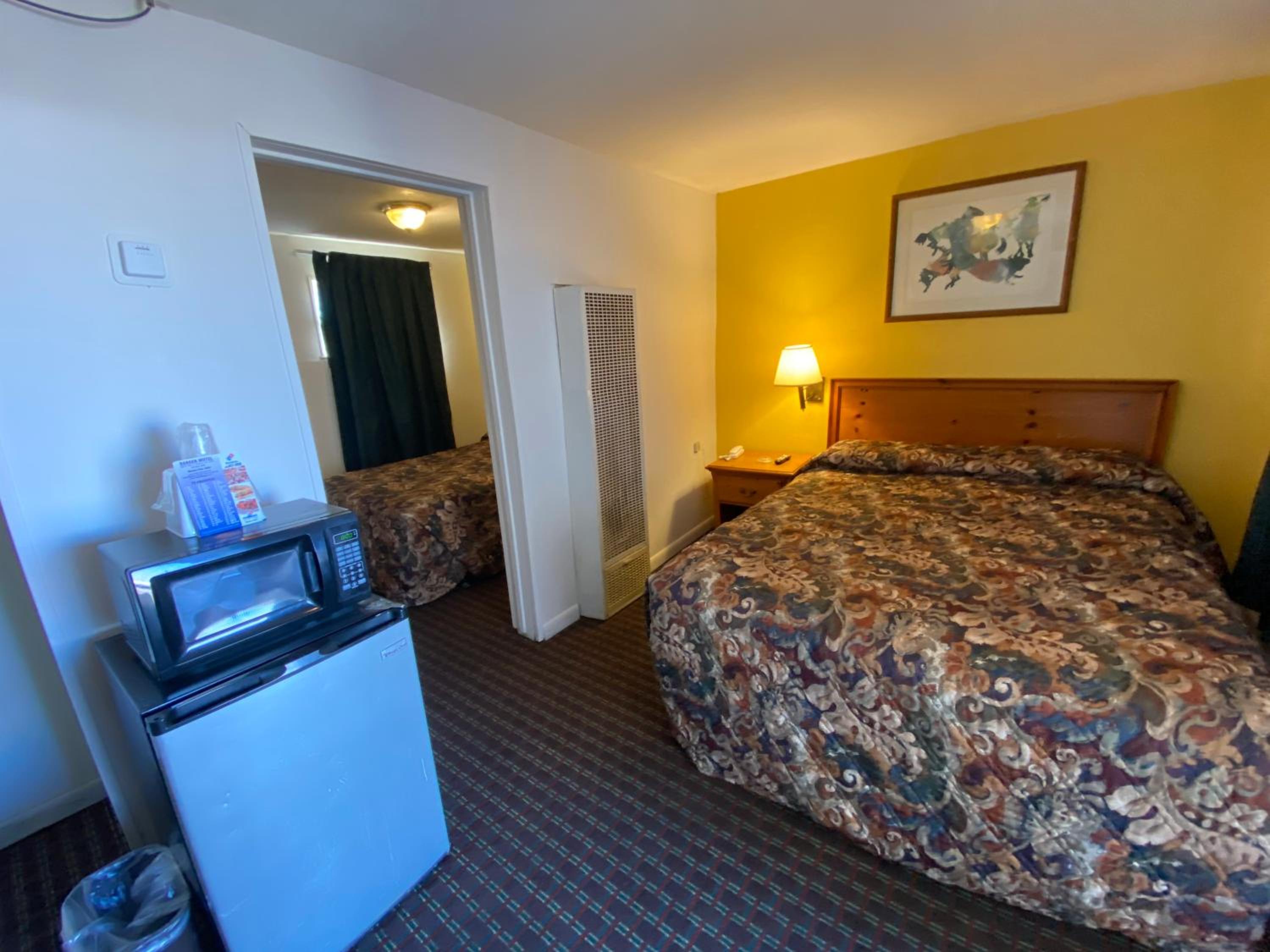 Cheyenne Vacations - RANGER MOTEL - Property Image 8
