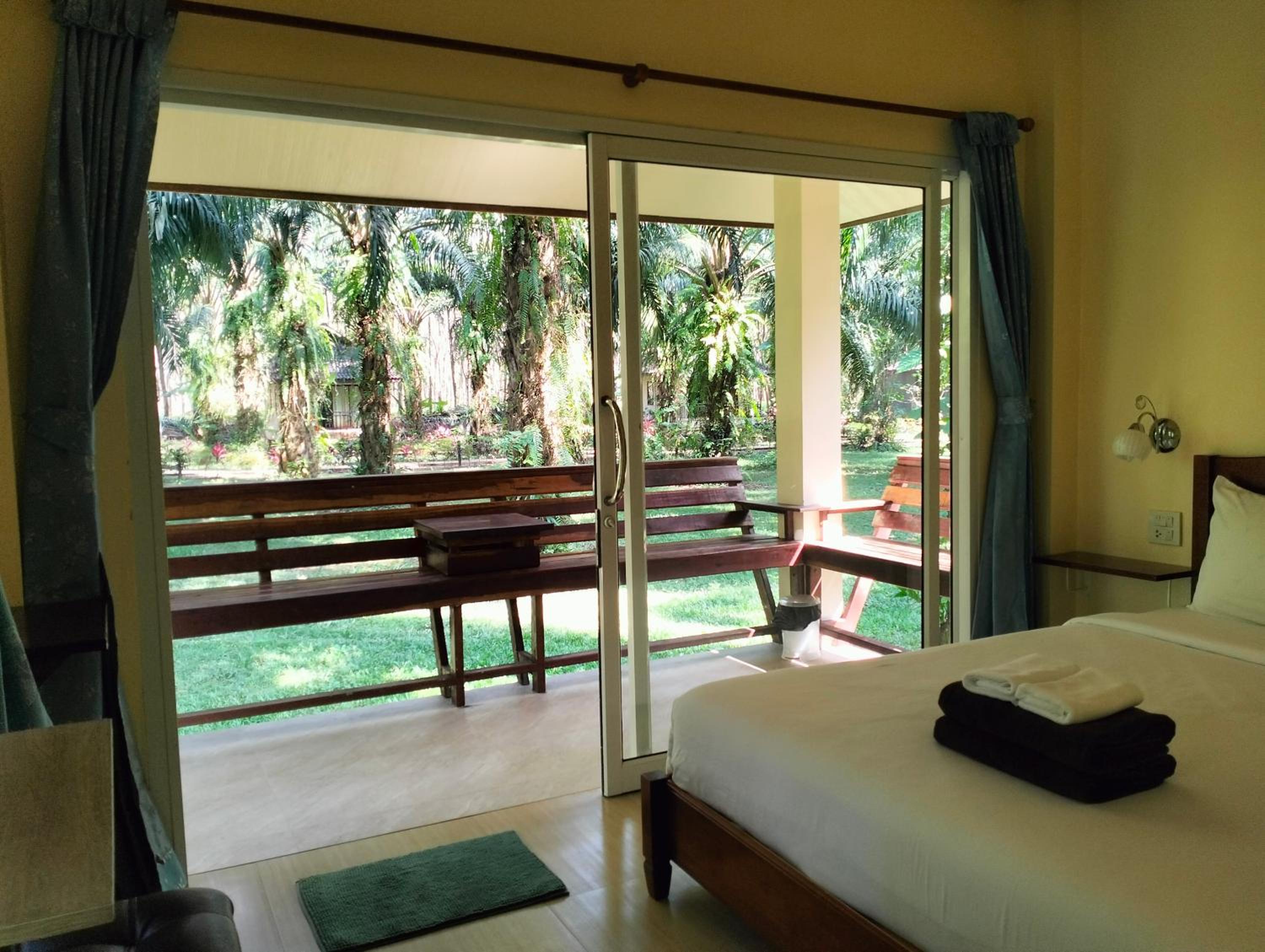 Khao Sok Palm Garden Resort