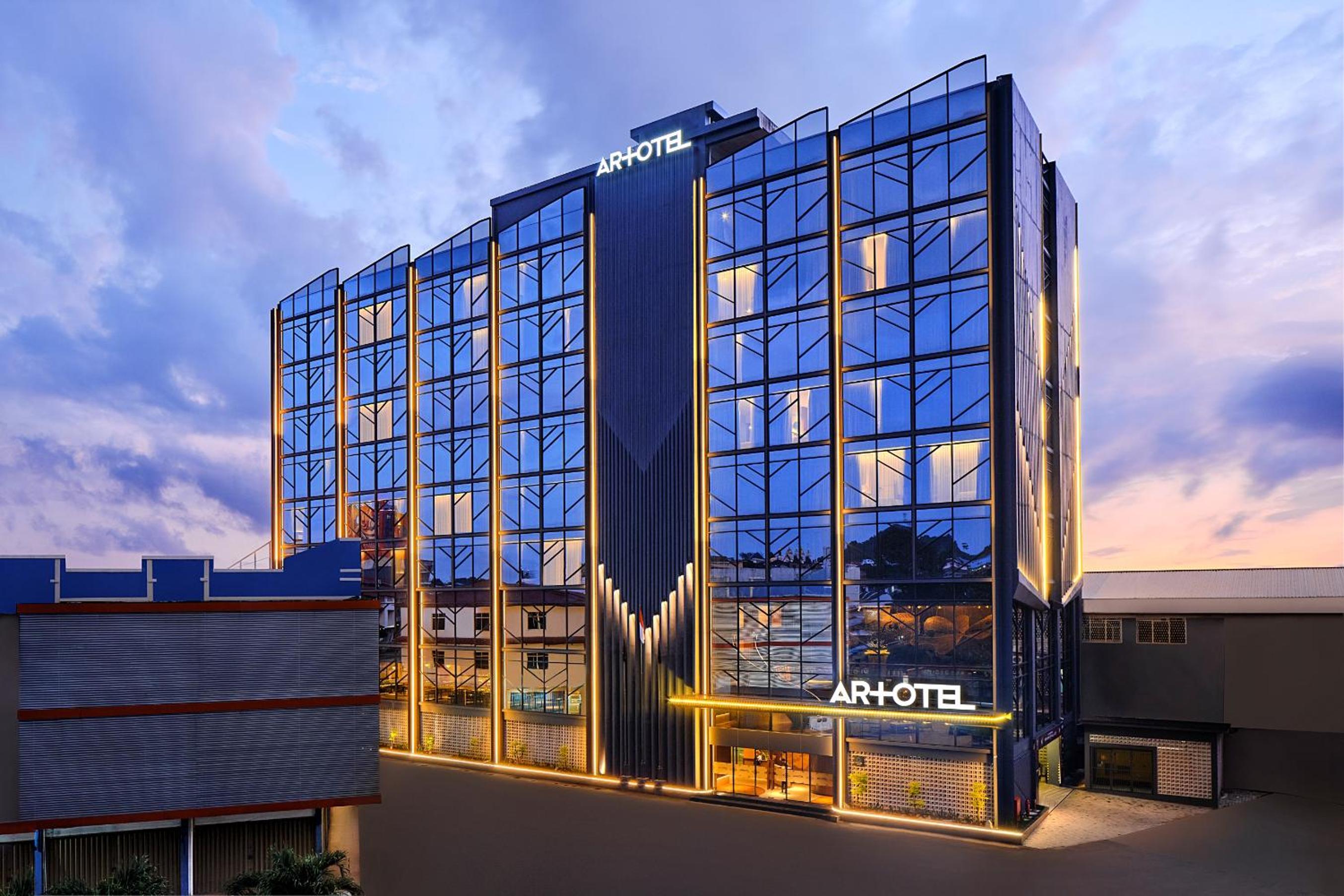 Hotel ARTOTEL Batam - Image 1
