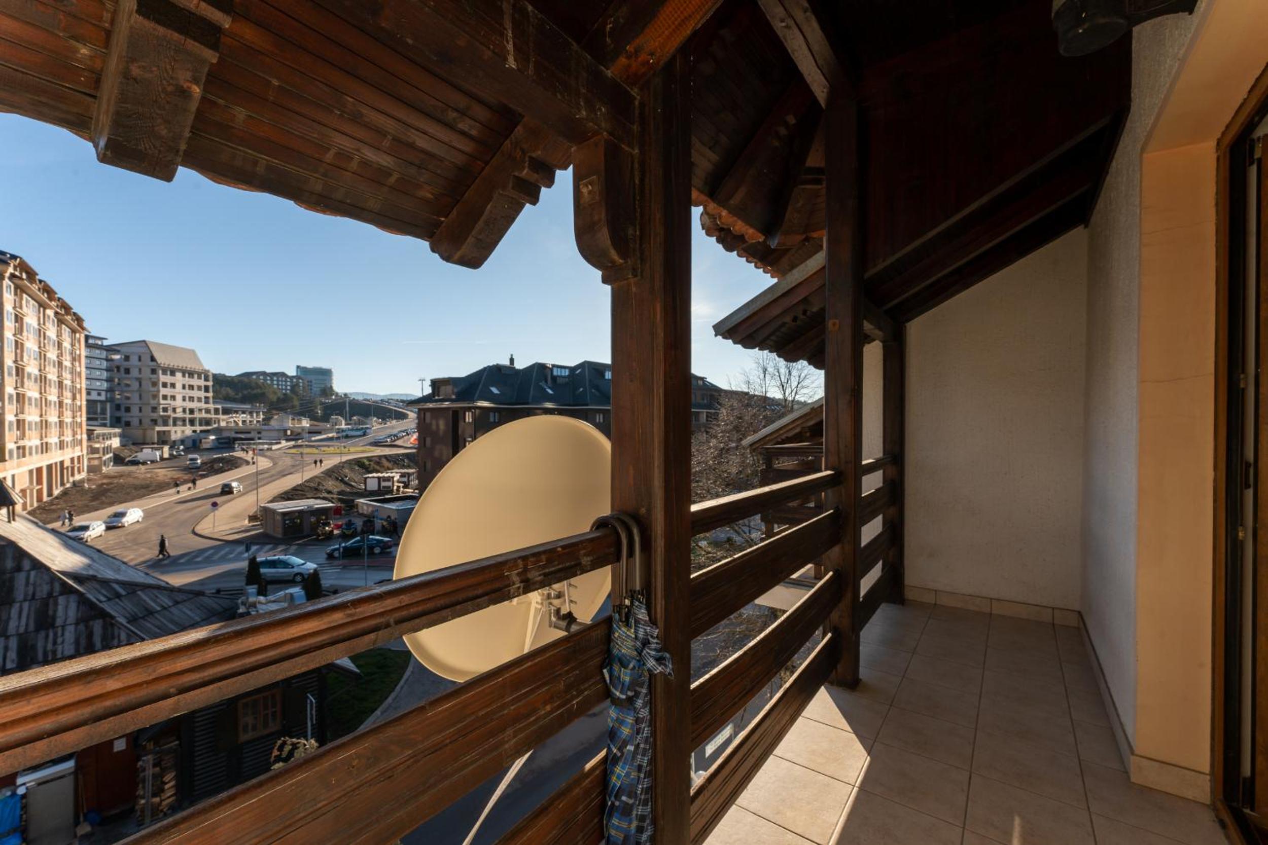 Photo 68
