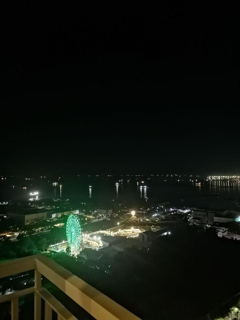 Penthouse unit at Coast Residences Walking to PICC/Star City view 4