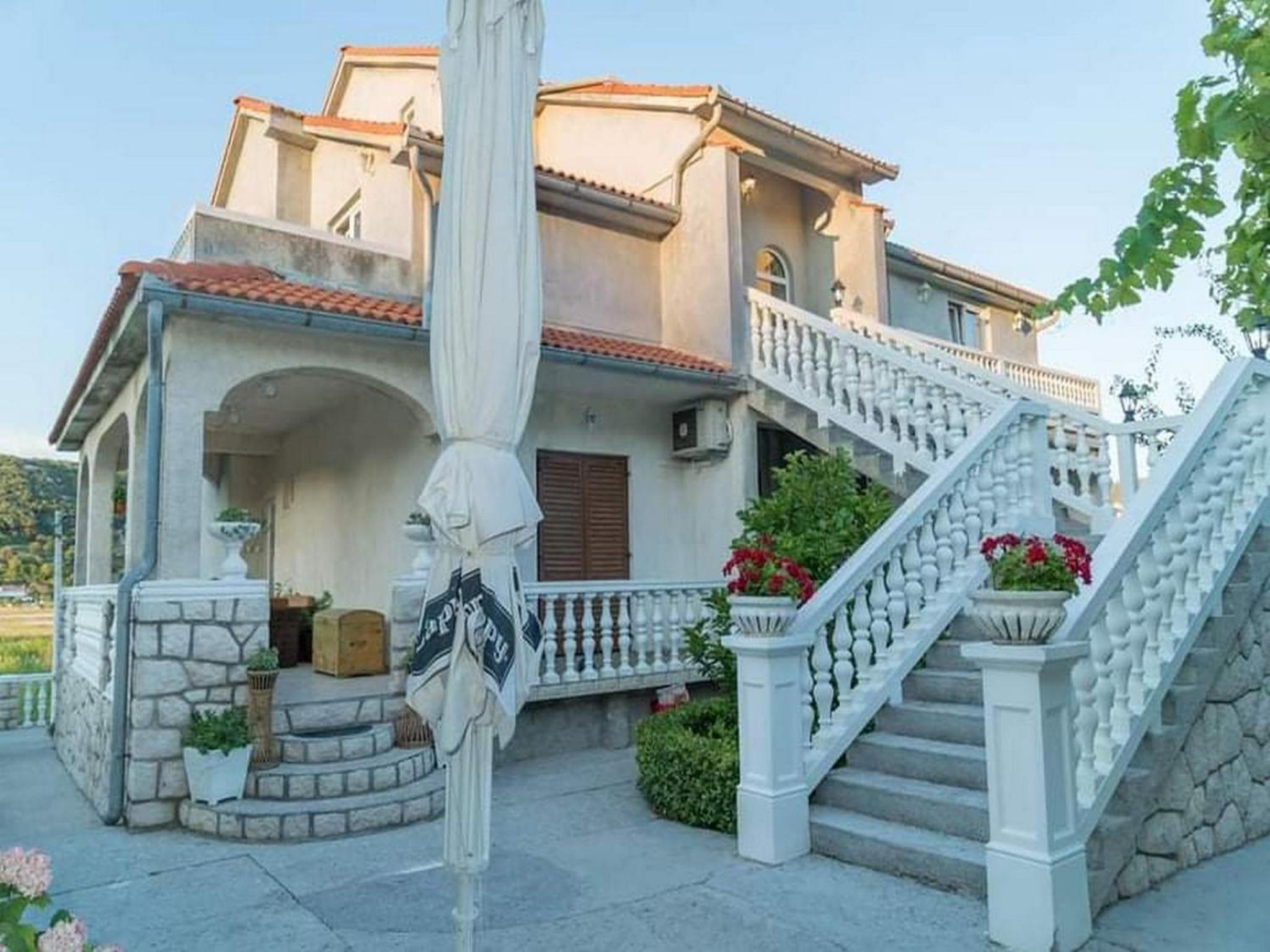 Gordana Apartments