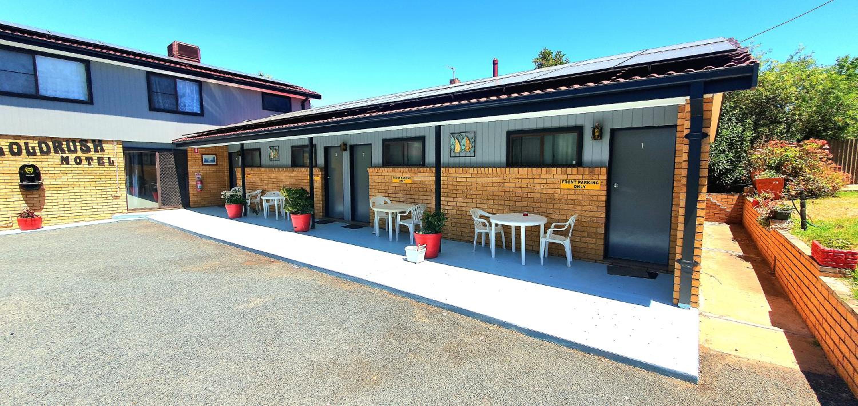 Goldrush Motel Young CBD