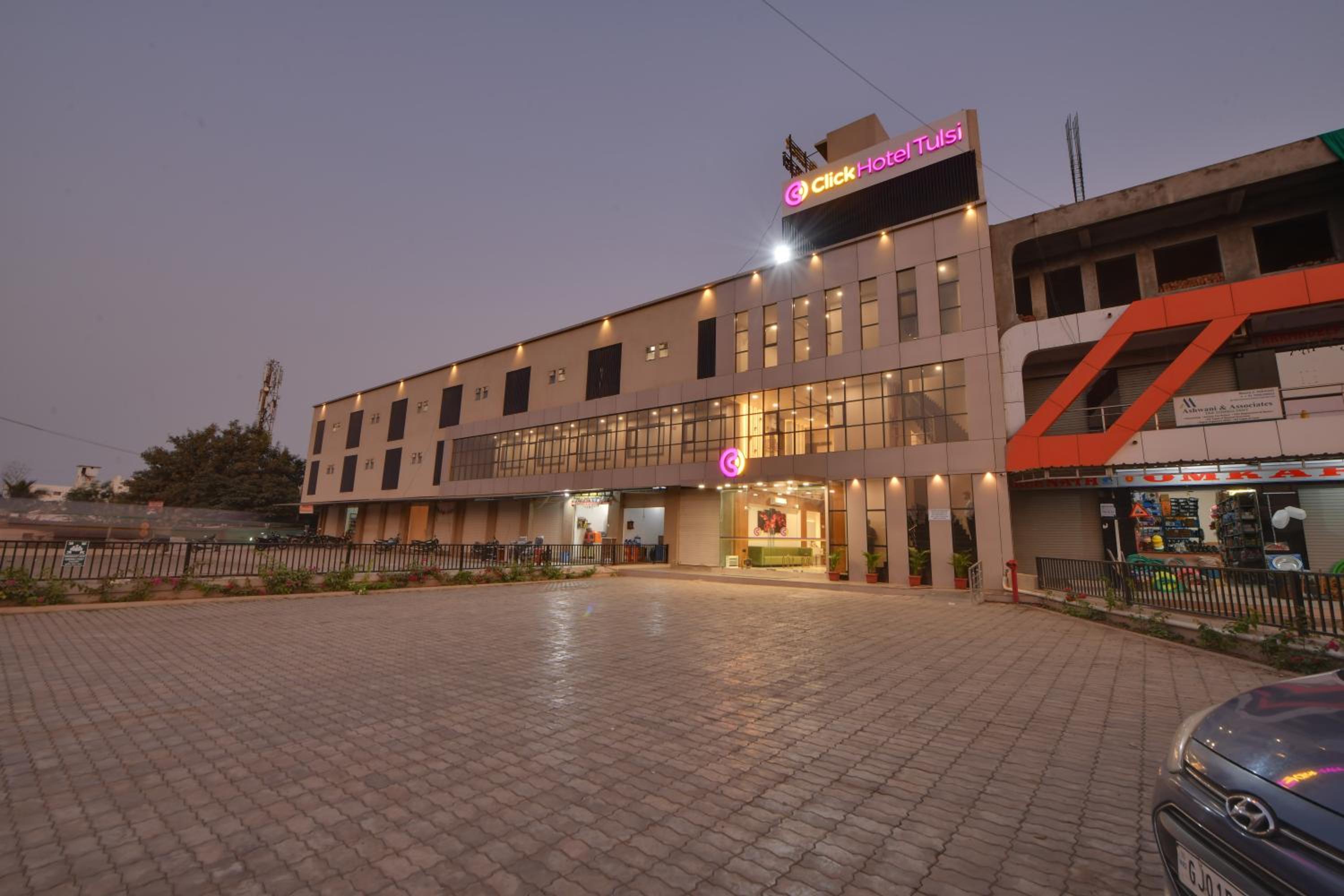 Click Hotel Tulsi Jamnagar 7 mins from Reliance Industrial Township view 2