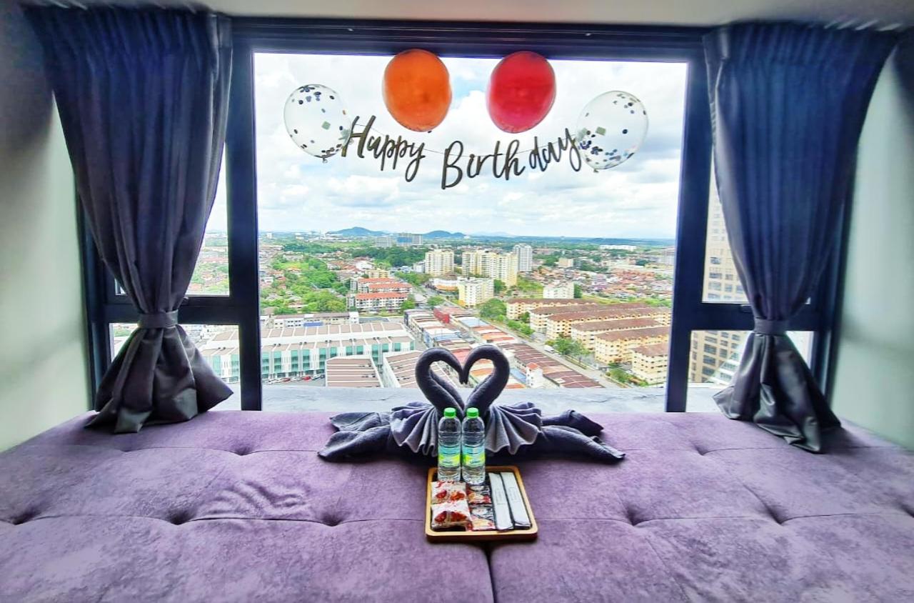Romantic&PremiumSuite●PrivateBathtub●InfinityPool●Netflix●FreeCarpark●ImperioResidence●LuxuryCondo