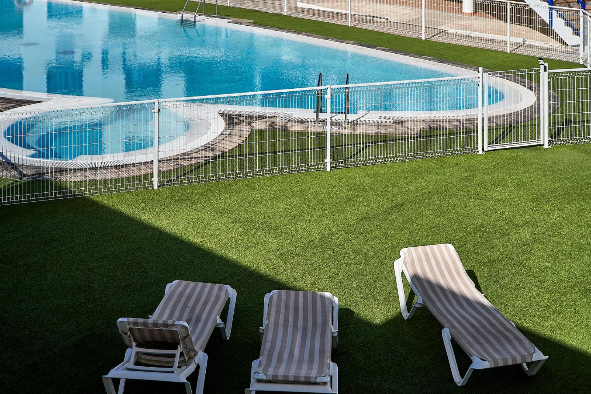 CostaSun and Pool