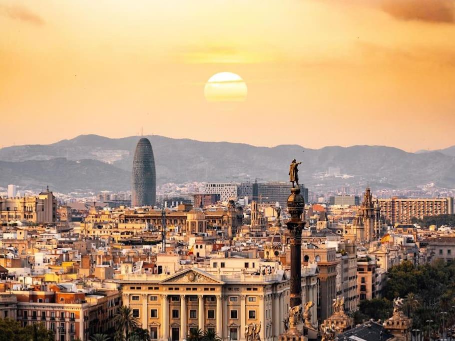 Beautiful apartment in Las Ramblas Barcelona 6pax