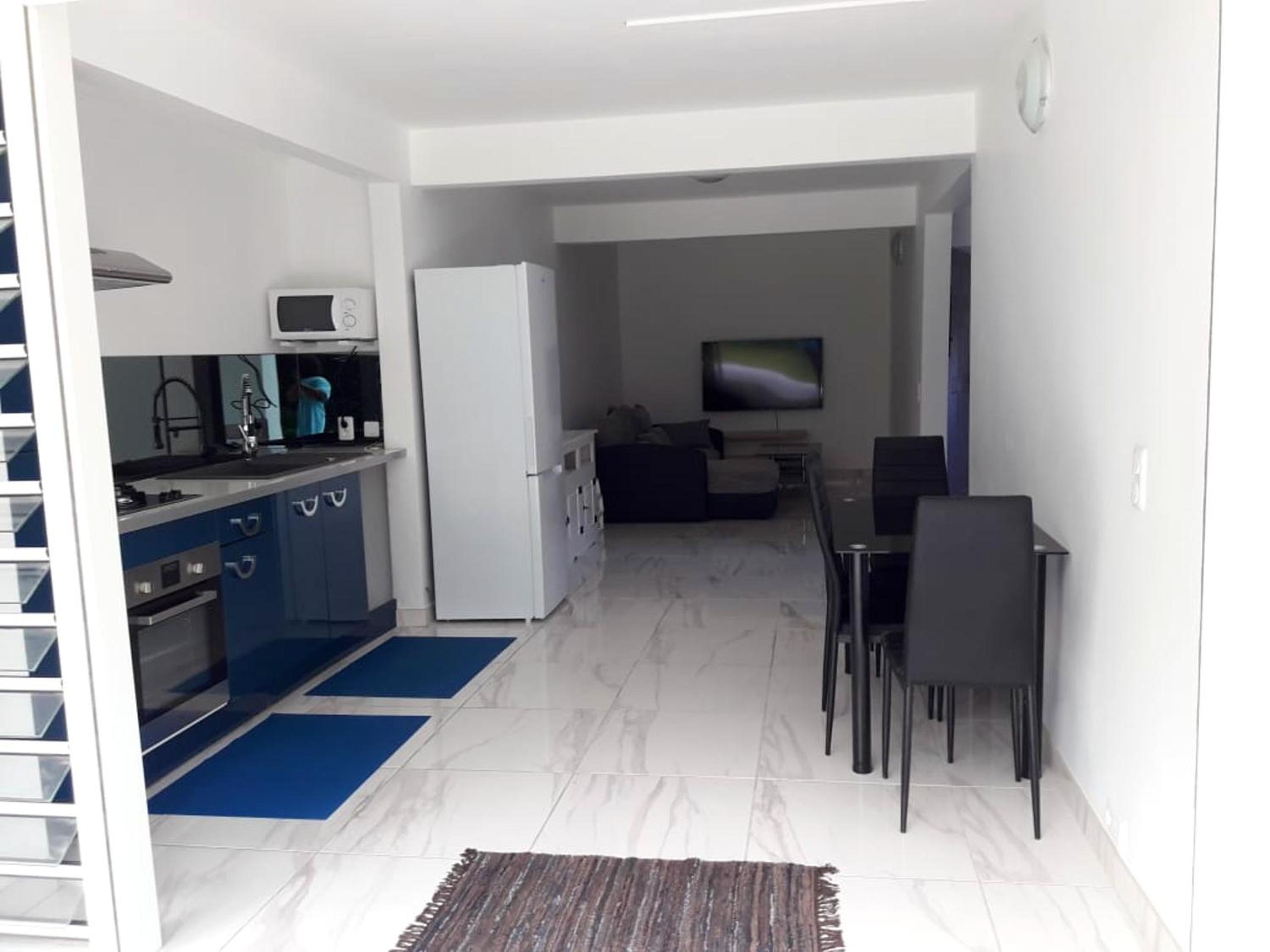 Appartement moderne au cœur du Lamentin / 65m² / Terrasse view 3