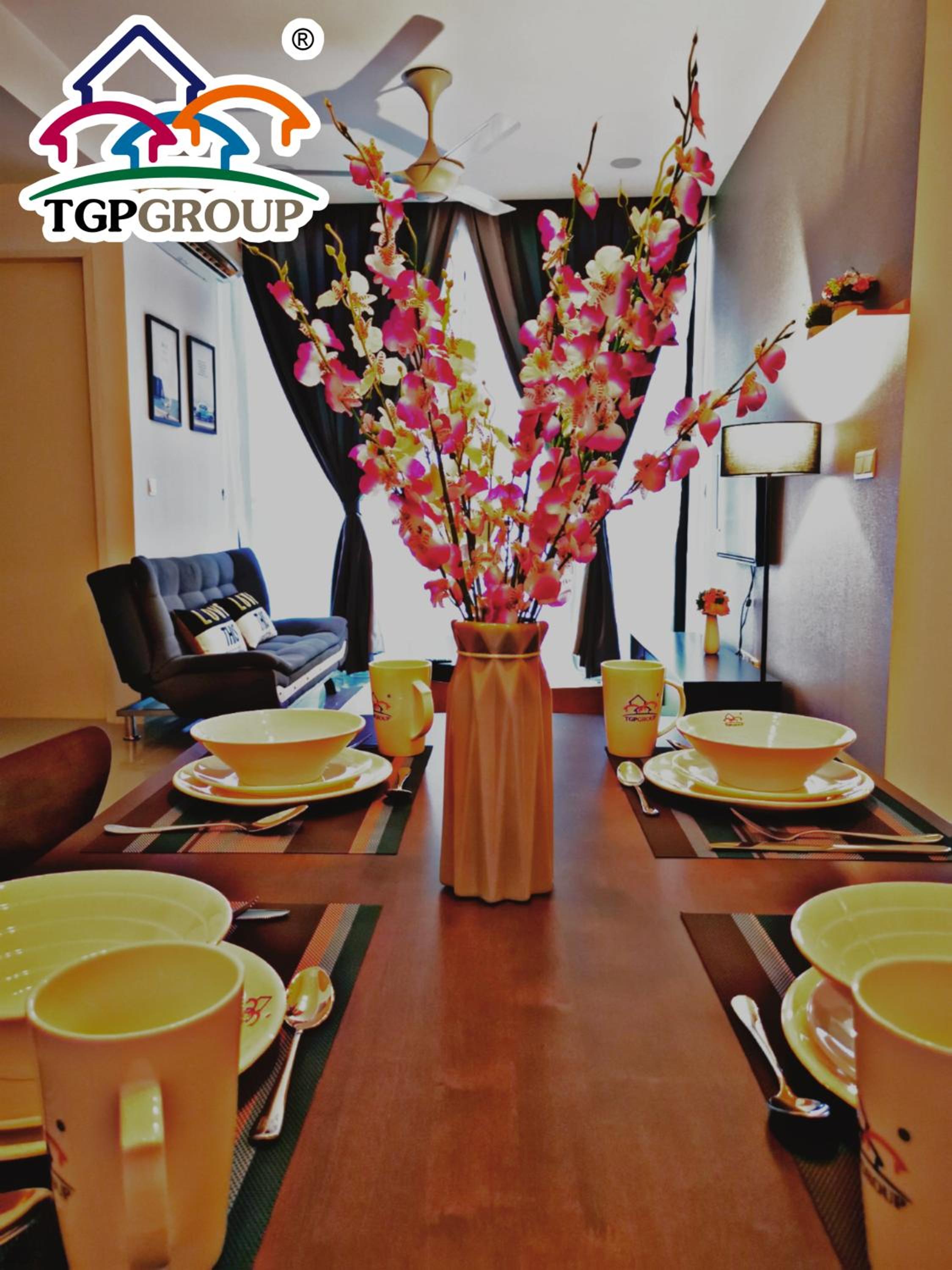 D'Pristine Design Apartment by TGP view 4
