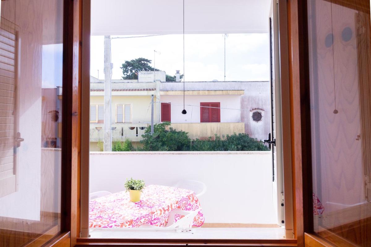 Rainbow Apartment - Torre dell'orso photo 3
