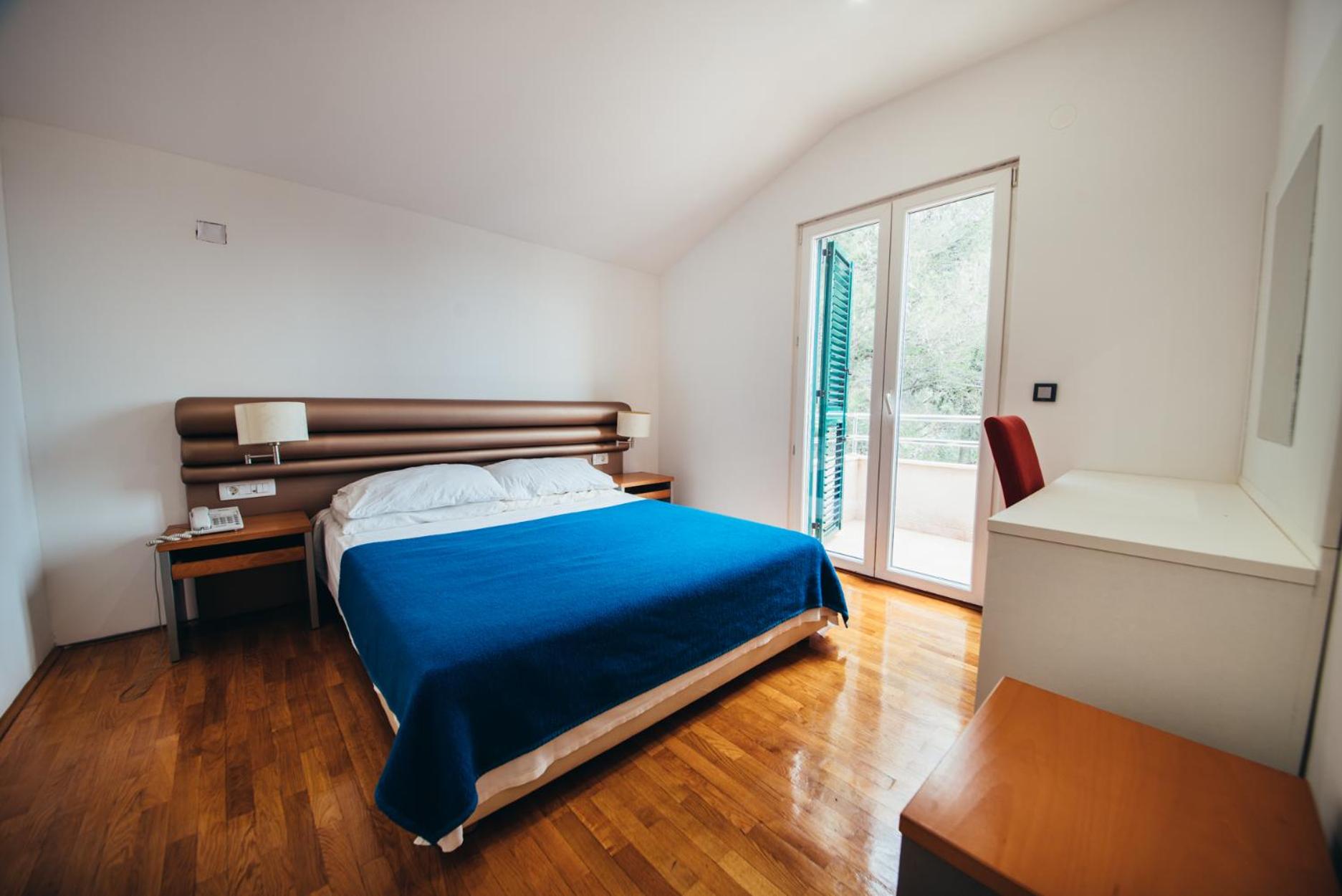 Apartments Vala