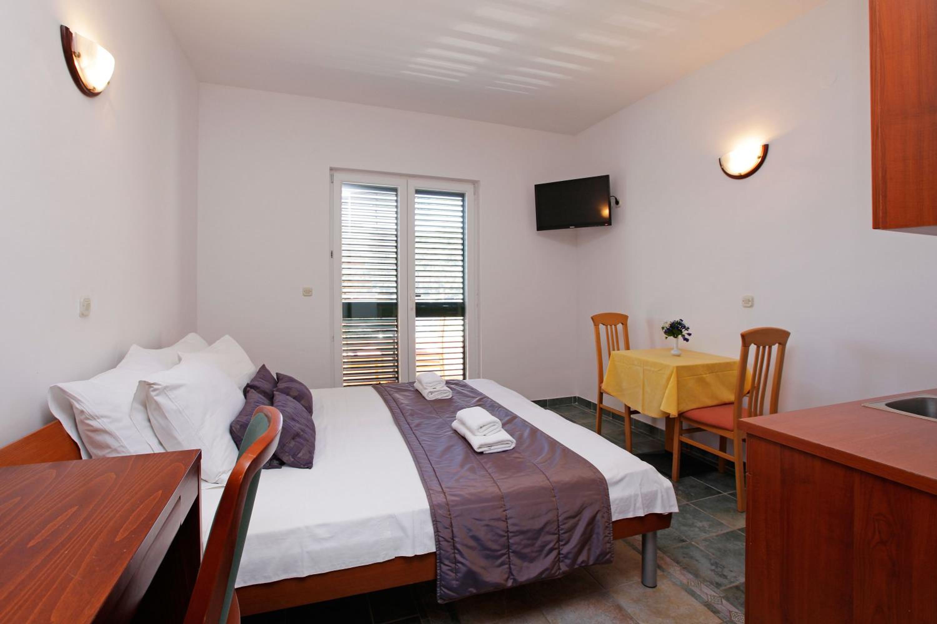 Apartments Vala