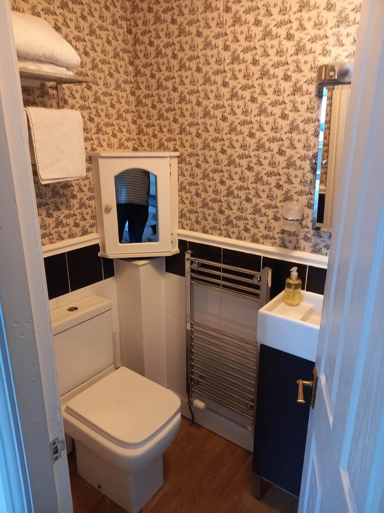 Virginia Cottage Guest House