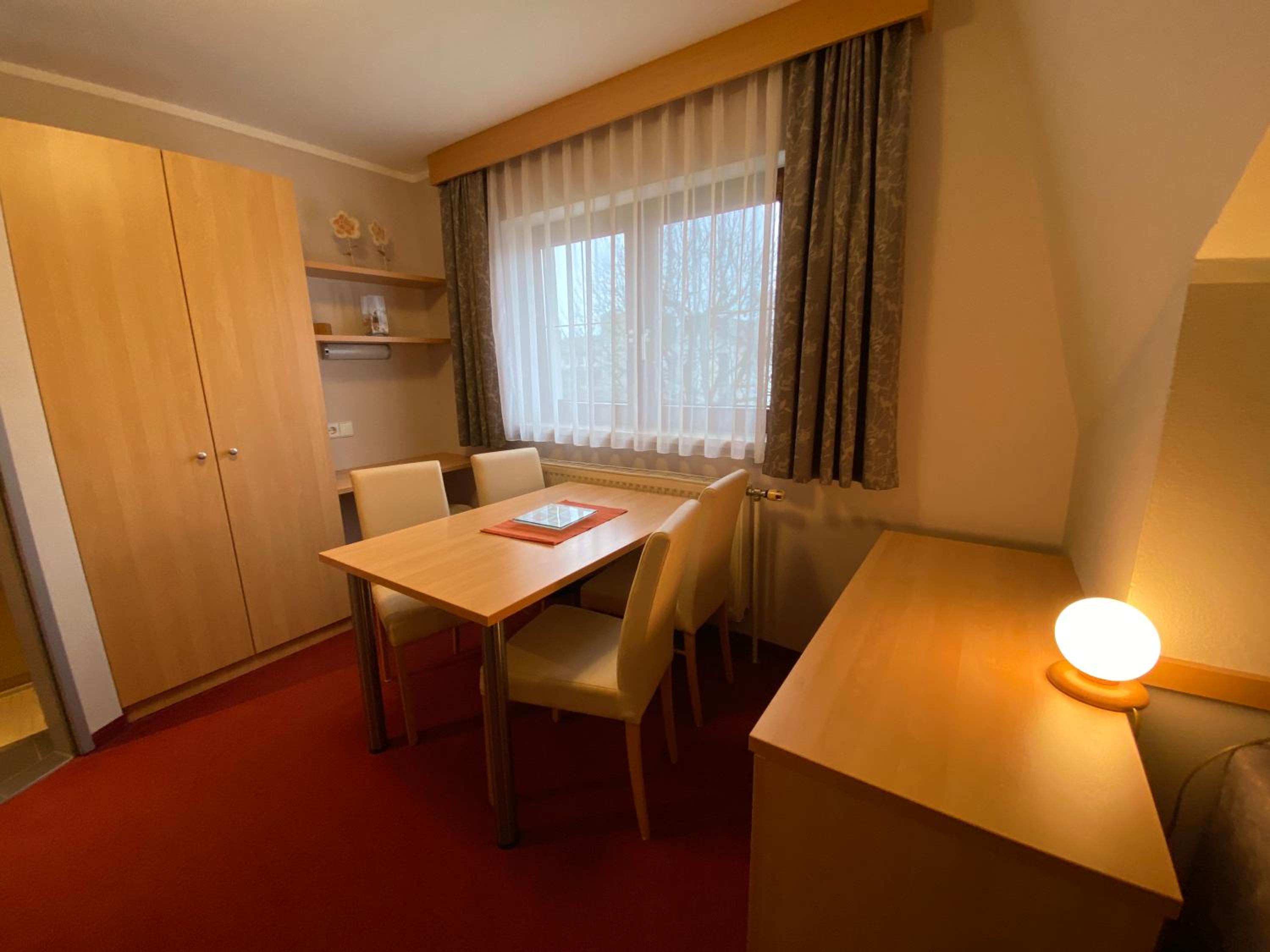 Privatzimmer und Ferienwohnungen Leeb