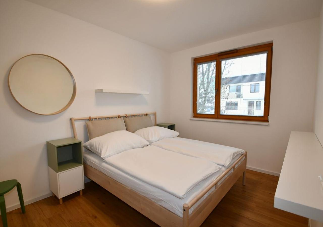 EFI Residence Holzova 28