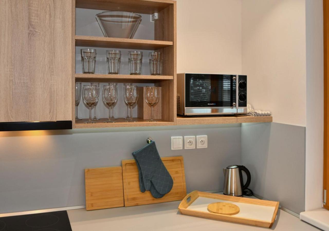 EFI Residence Holzova 28