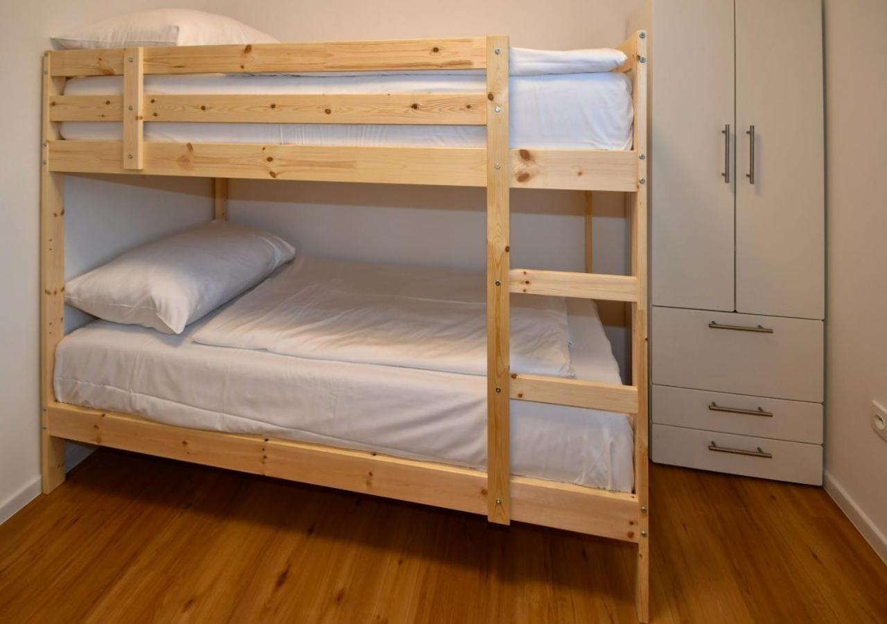 EFI Residence Holzova 28