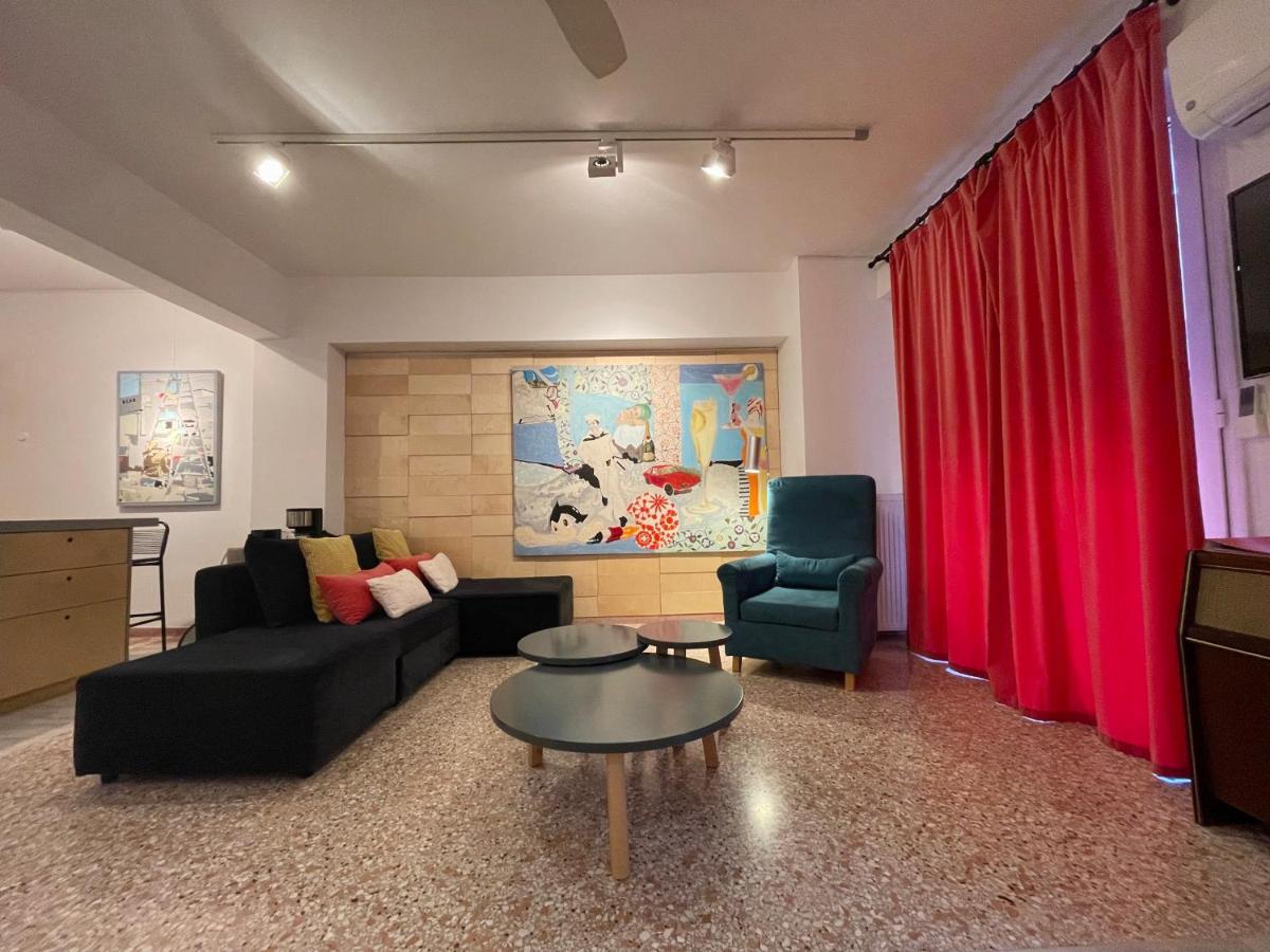 Vouliagmeni Art Micro Loft photo 5