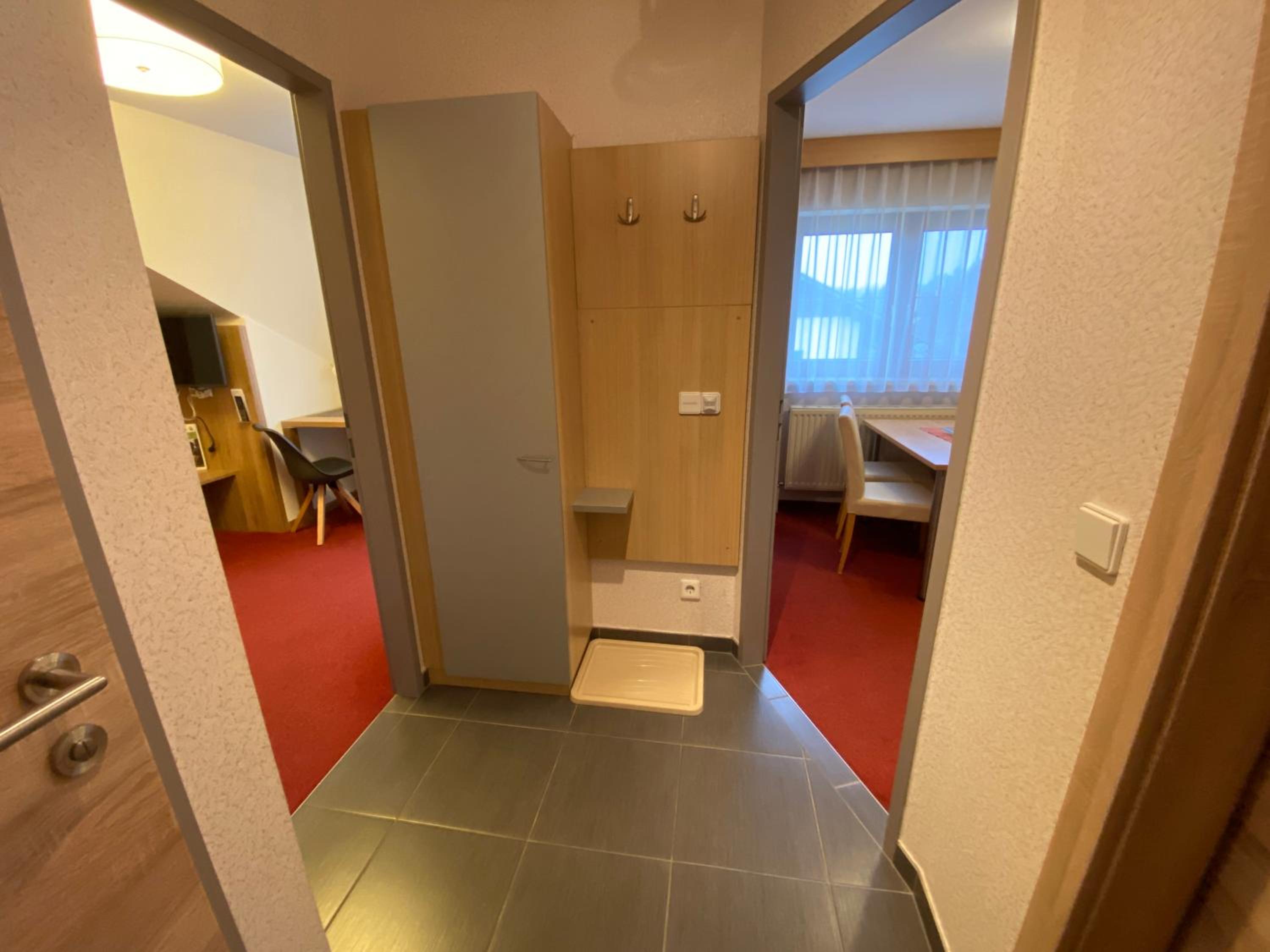 Privatzimmer und Ferienwohnungen Leeb