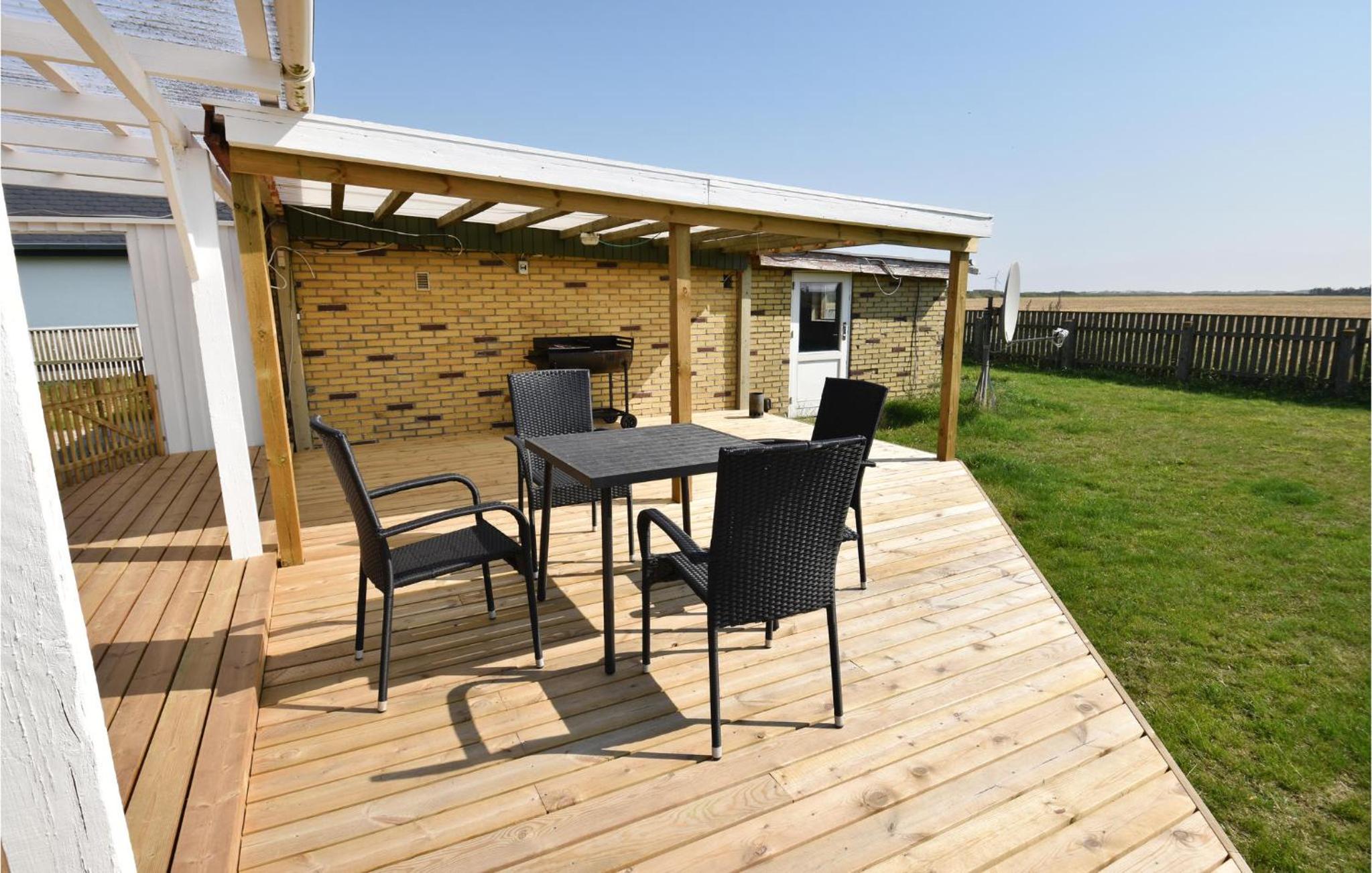 Awesome Home In Harboøre With Kitchen