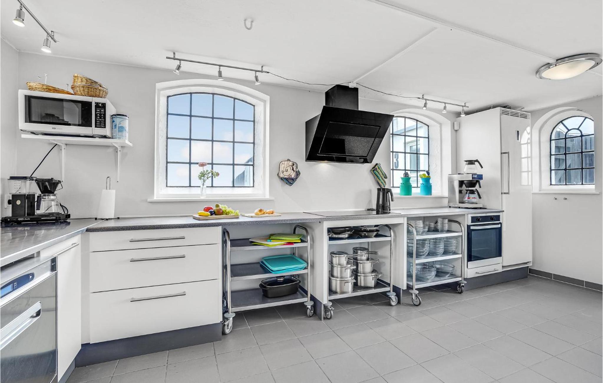 Awesome Home In Thyholm With Kitchen