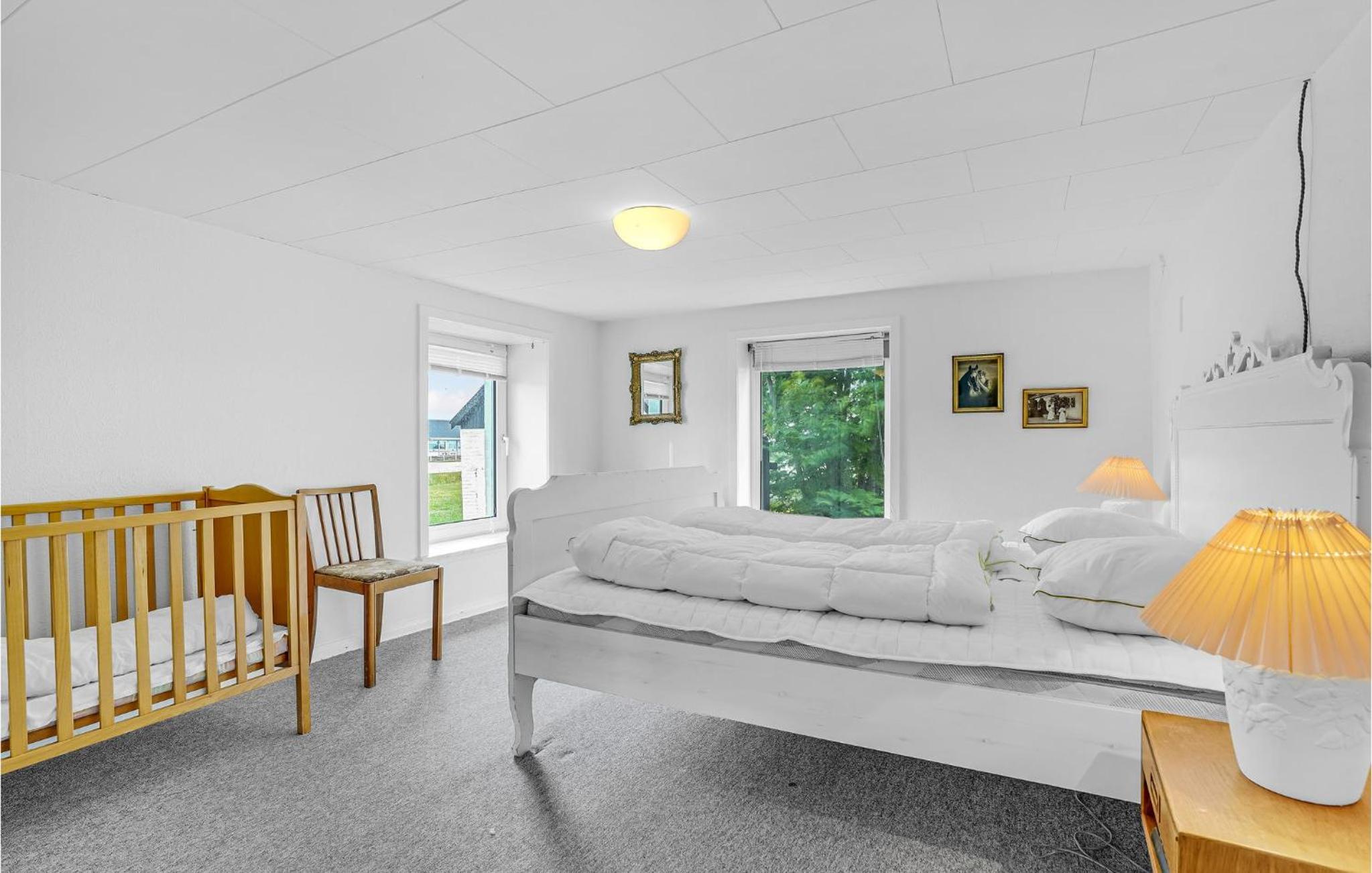 Awesome Home In Thyholm With Kitchen
